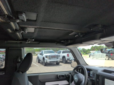 2021 Ford Bronco Base