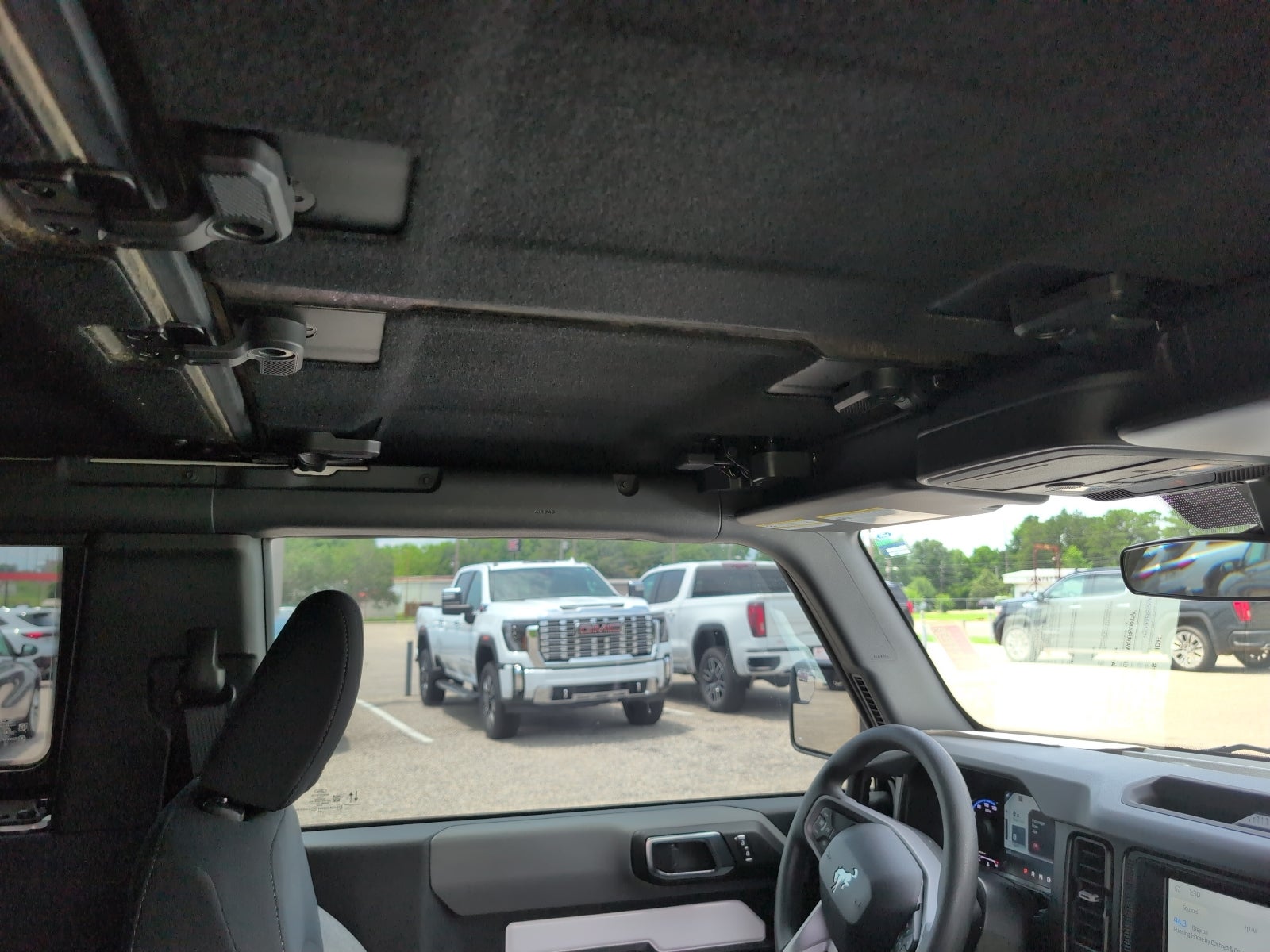 2021 Ford Bronco Base