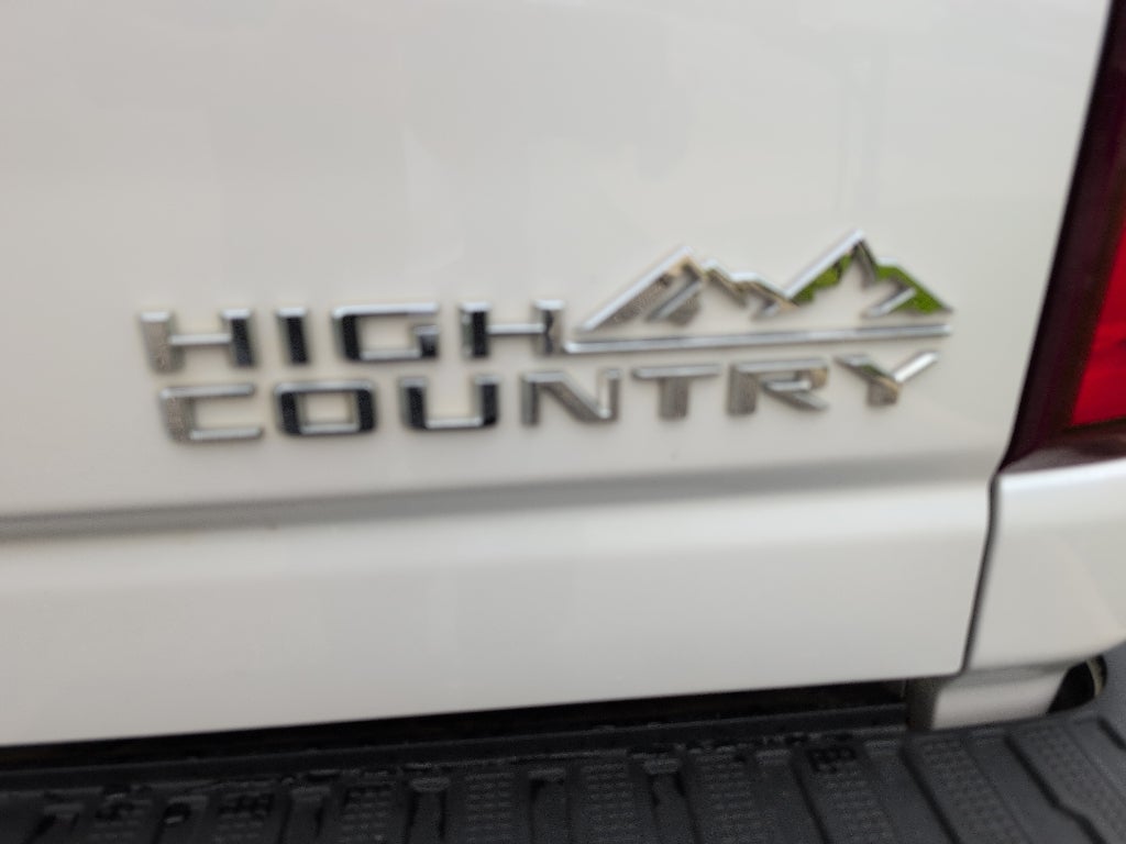 2022 Chevrolet Silverado 2500 HD High Country
