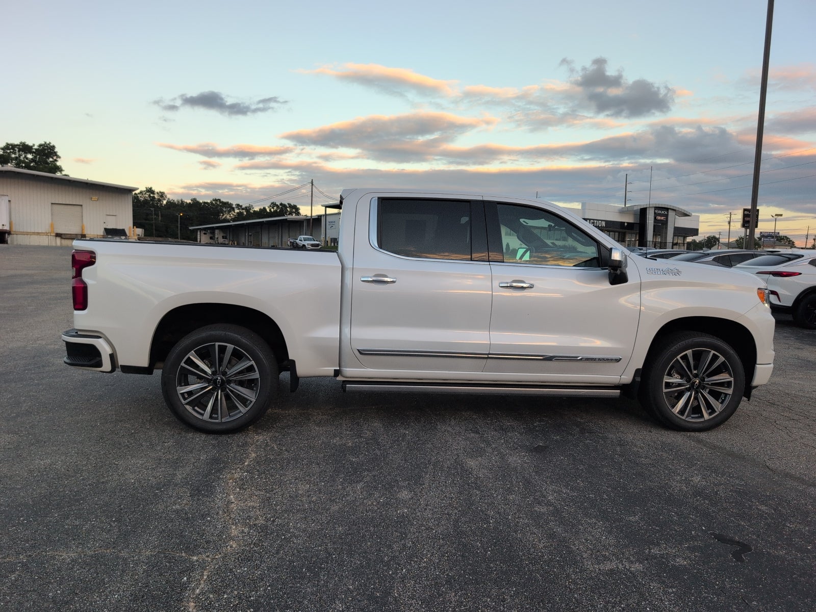 2025 Chevrolet Silverado 1500 High Country