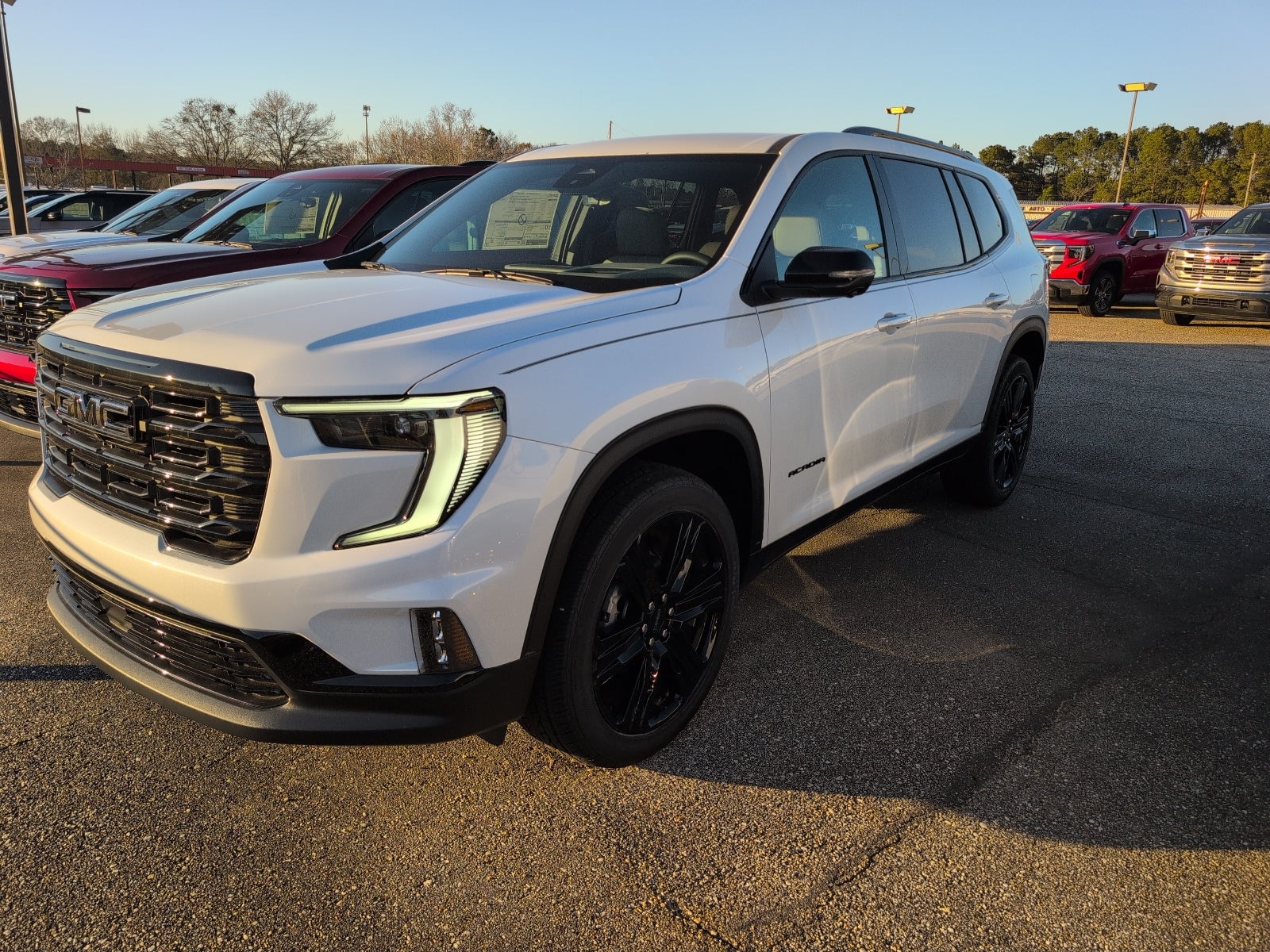 2026 GMC Acadia Elevation