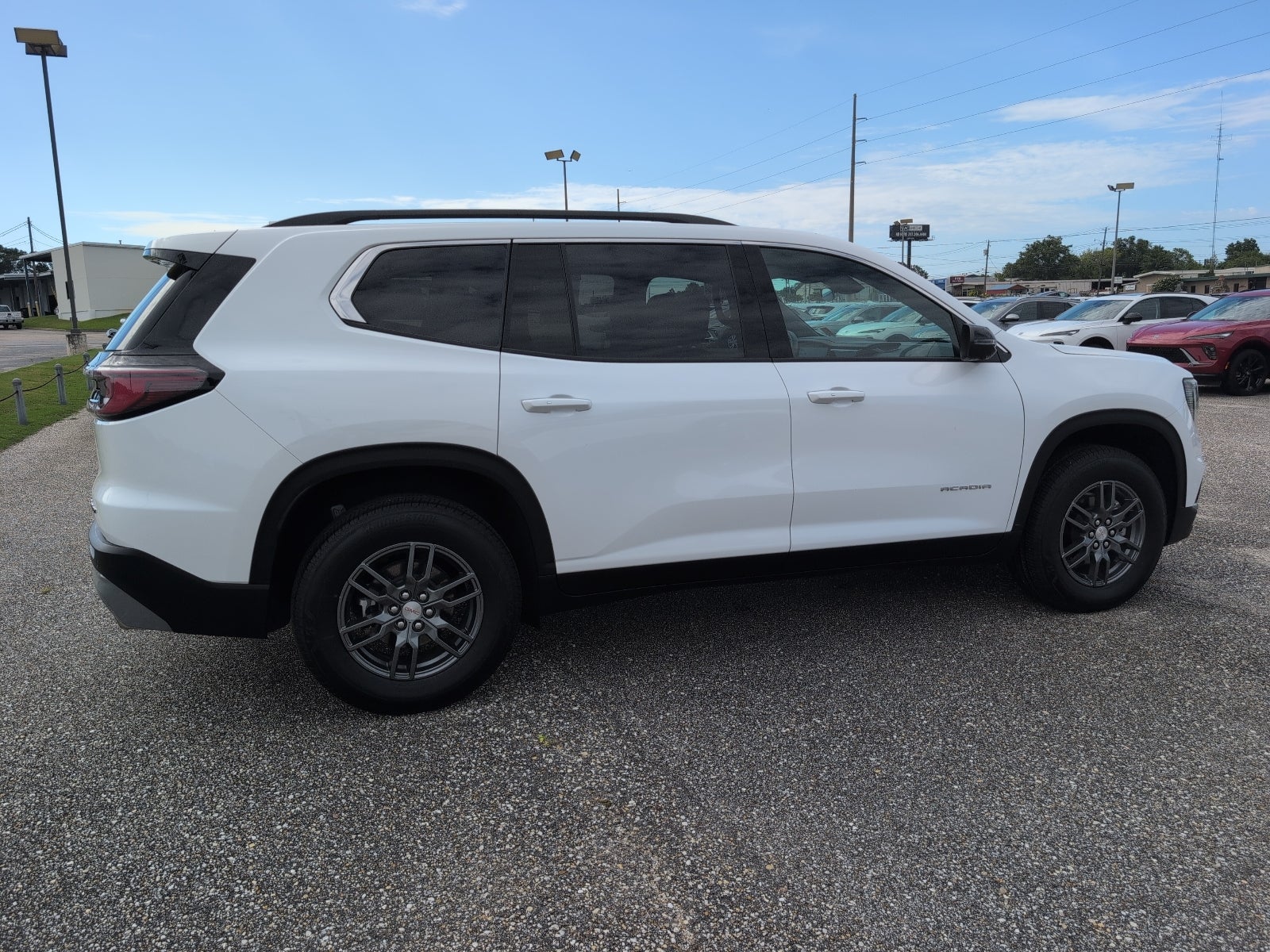 2025 GMC Acadia Elevation