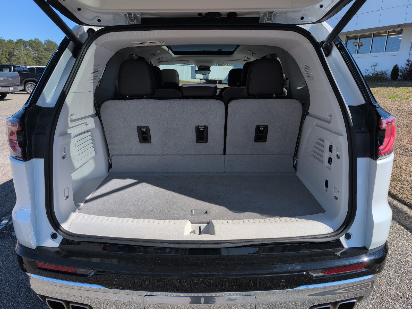 2024 GMC Acadia Denali