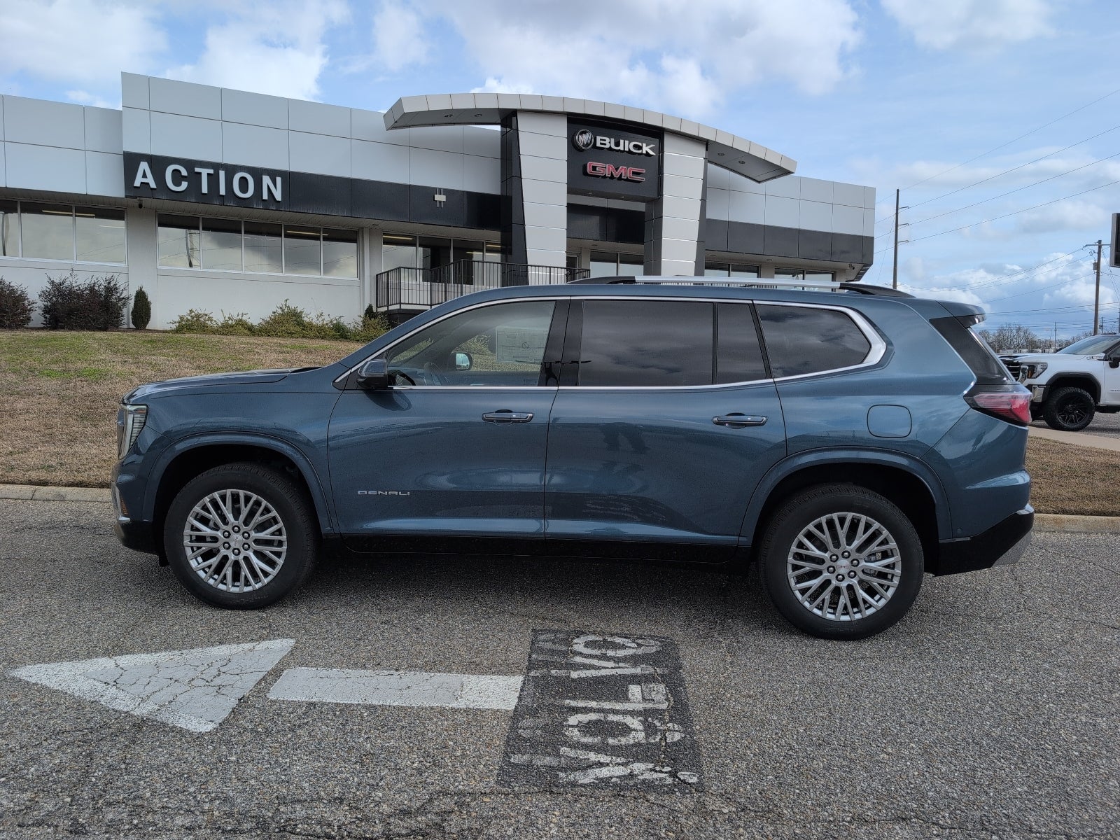 2026 GMC Acadia Denali