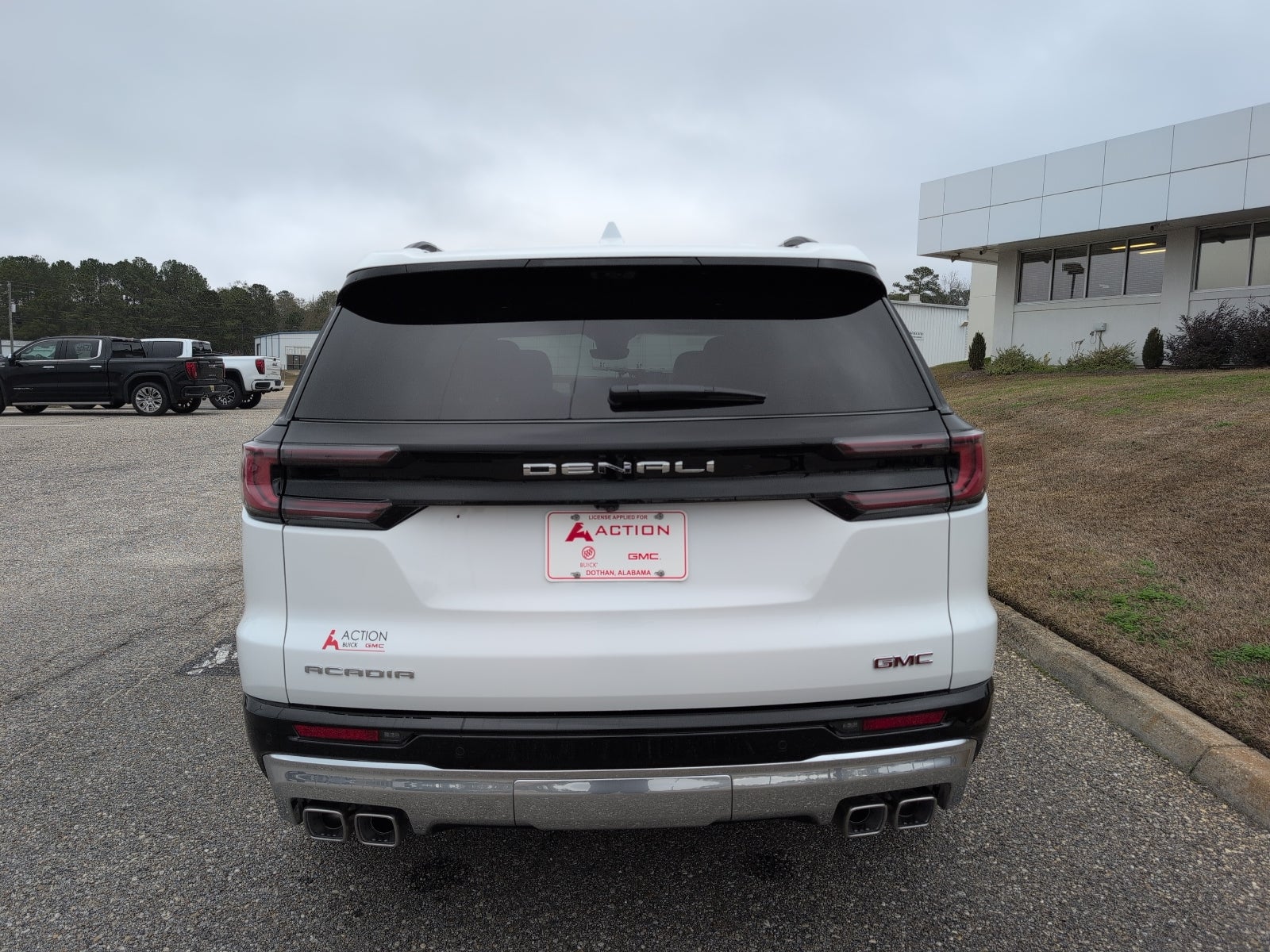 2026 GMC Acadia Denali