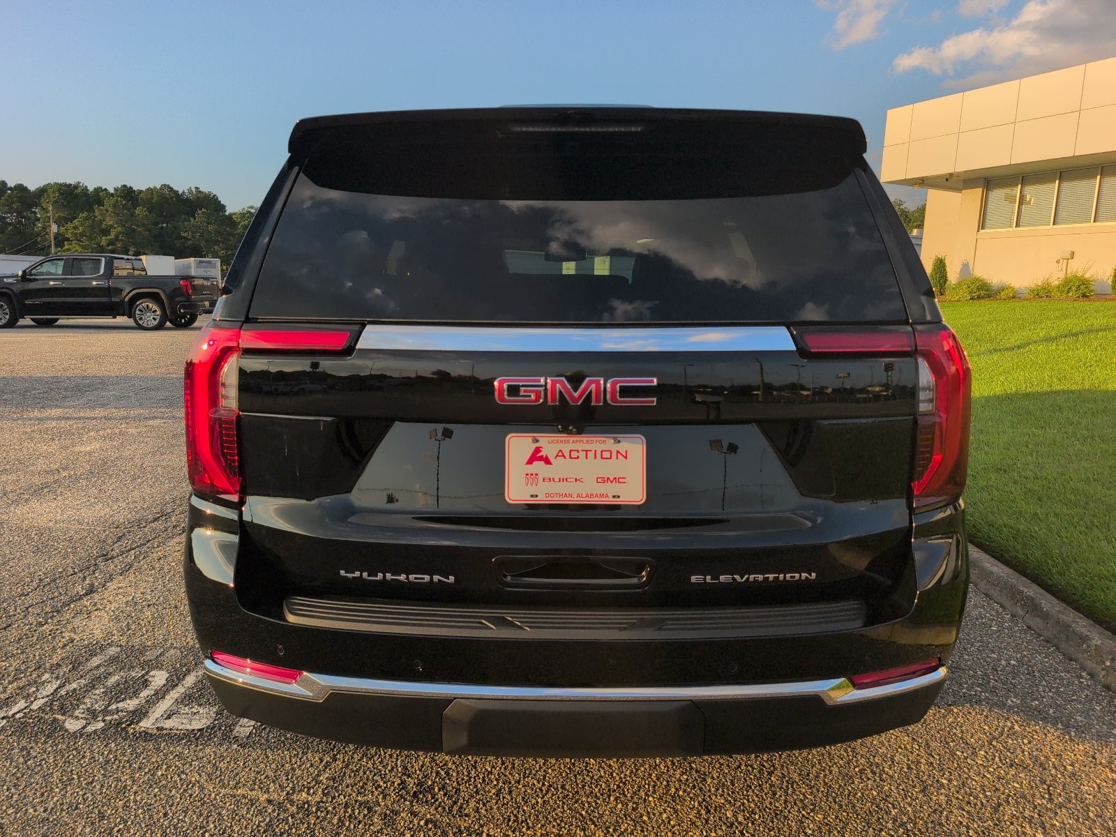 2026 GMC Yukon Elevation