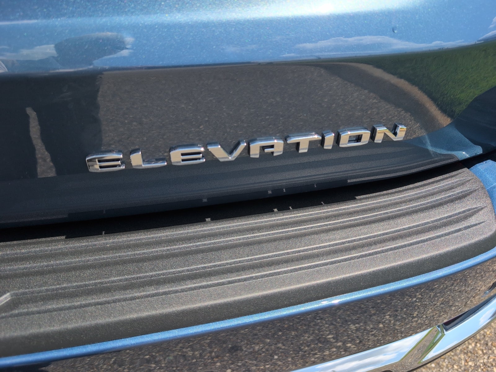 2026 GMC Yukon Elevation