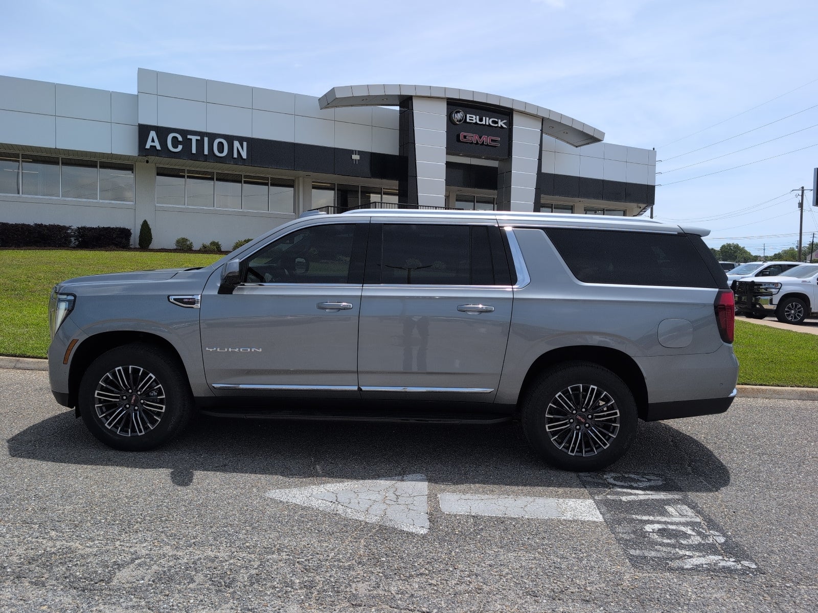 2026 GMC Yukon XL Elevation