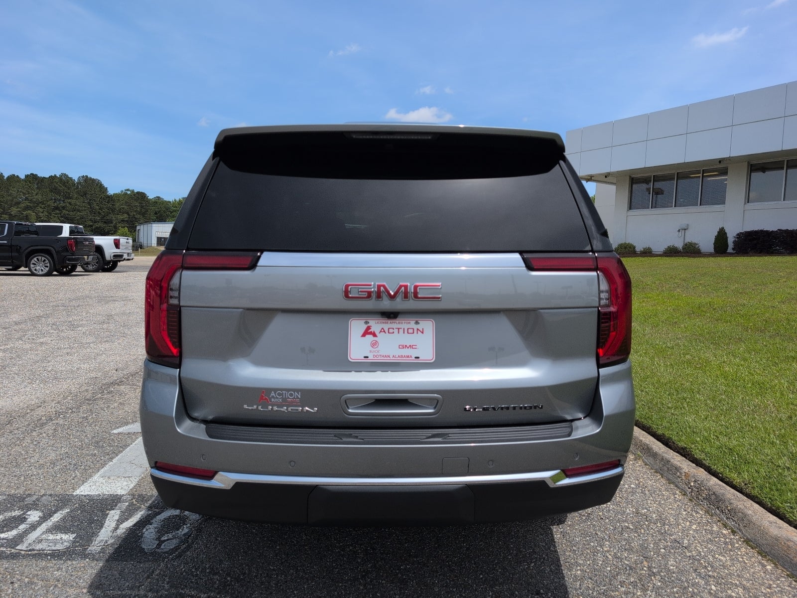 2026 GMC Yukon XL Elevation