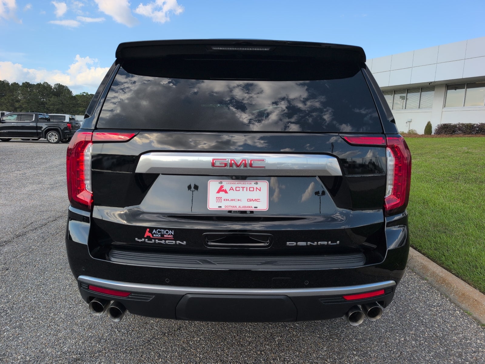 2024 GMC Yukon Denali