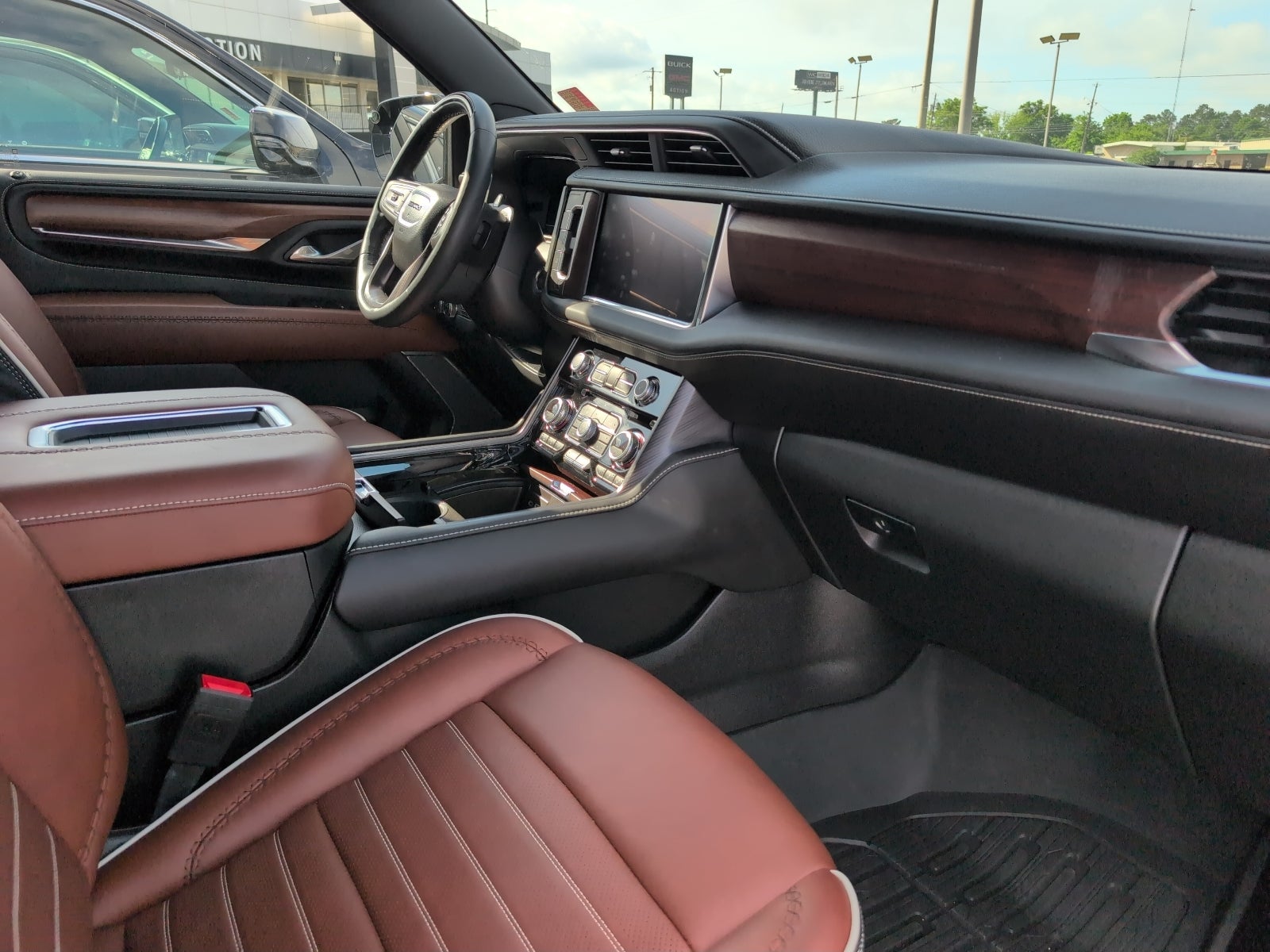 2024 GMC Yukon Denali Ultimate