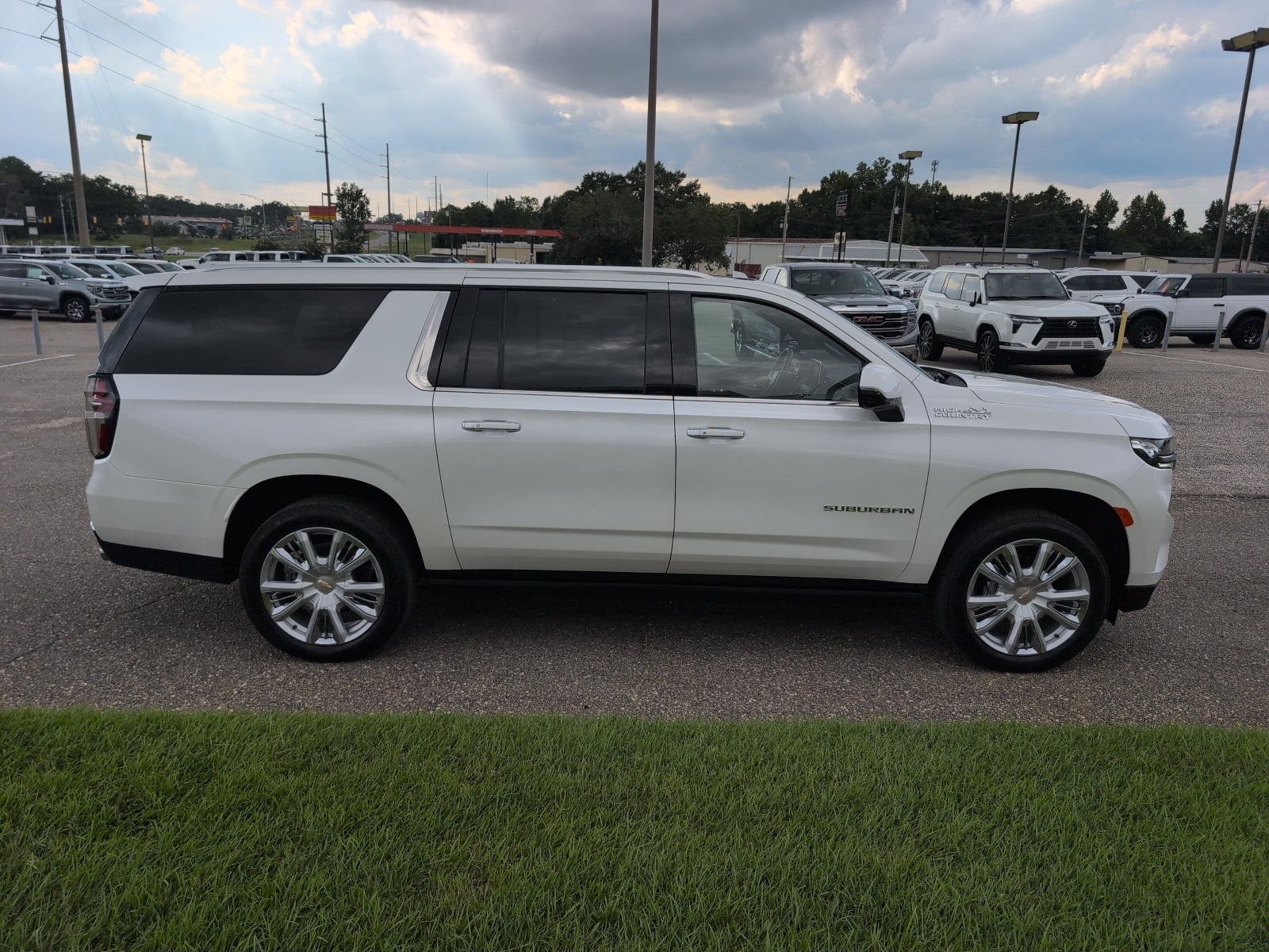 2024 Chevrolet Suburban High Country