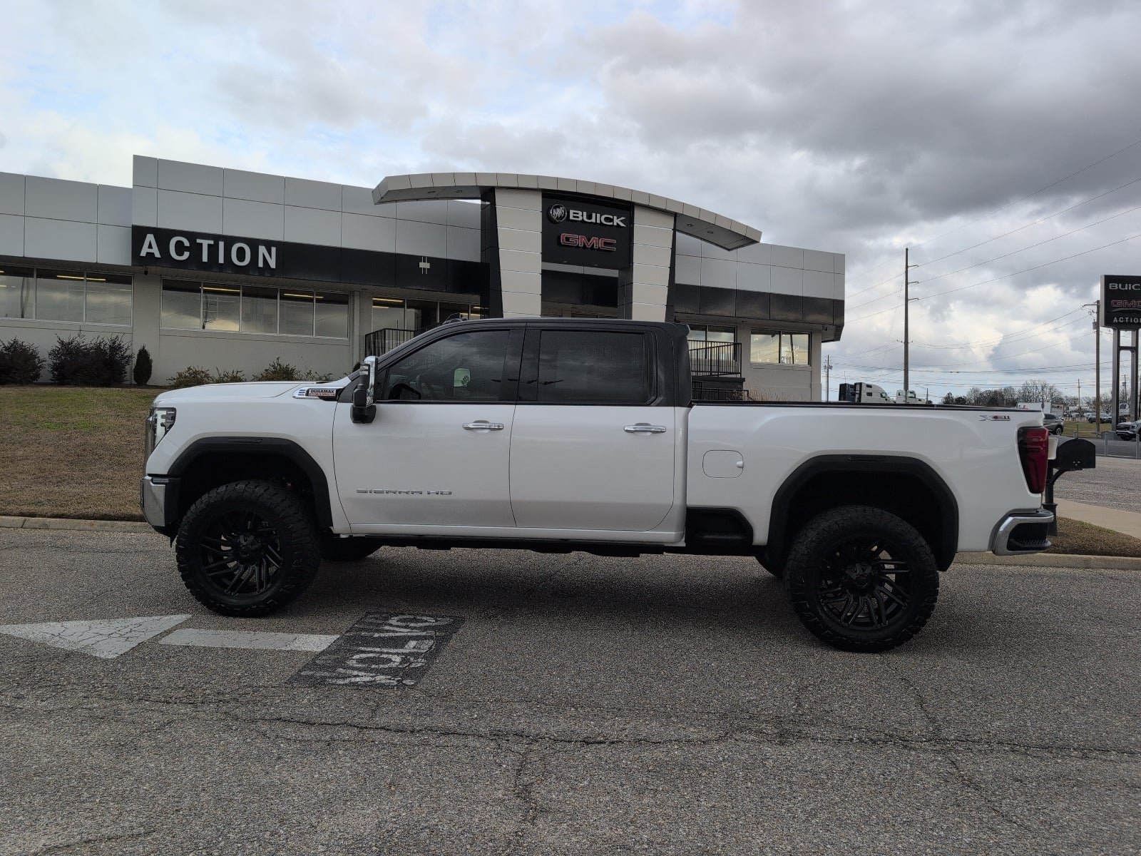 2024 GMC Sierra 2500 HD SLT