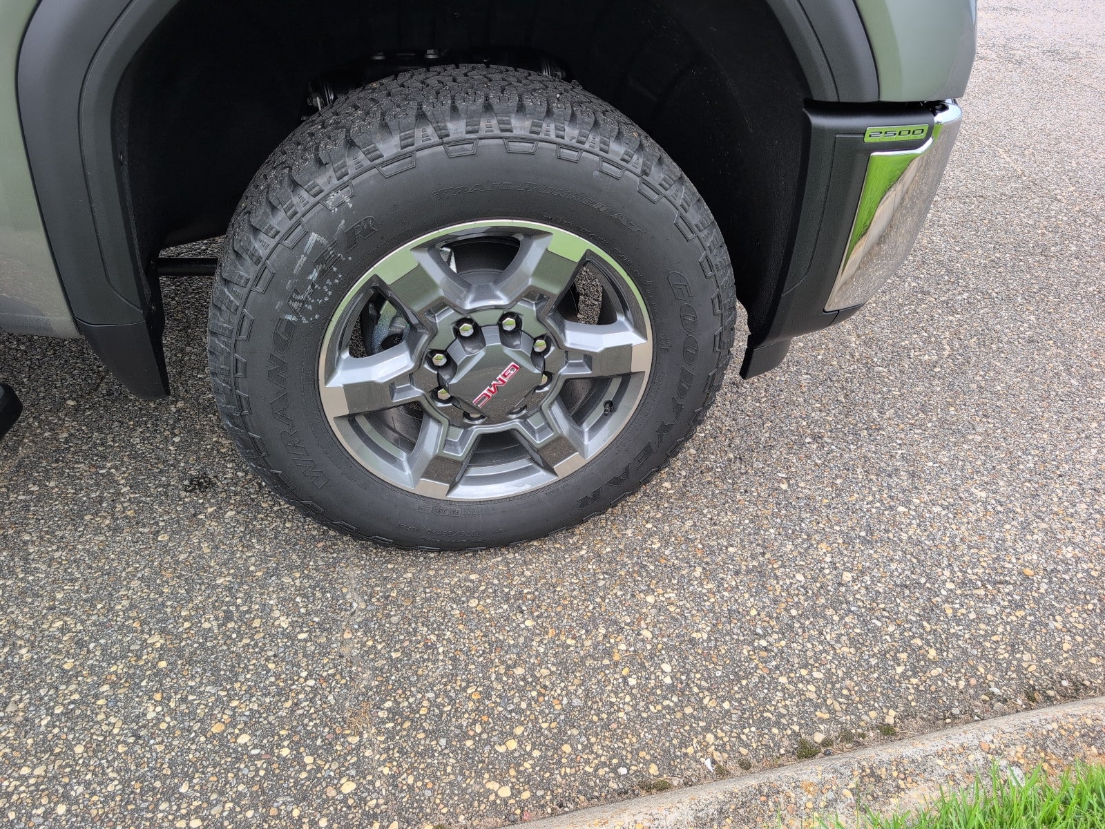 2026 GMC Sierra 2500 HD SLT