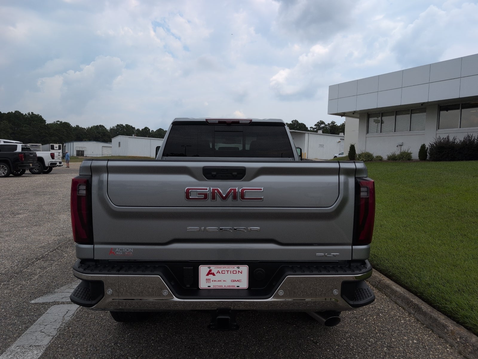 2026 GMC Sierra 2500 HD SLT