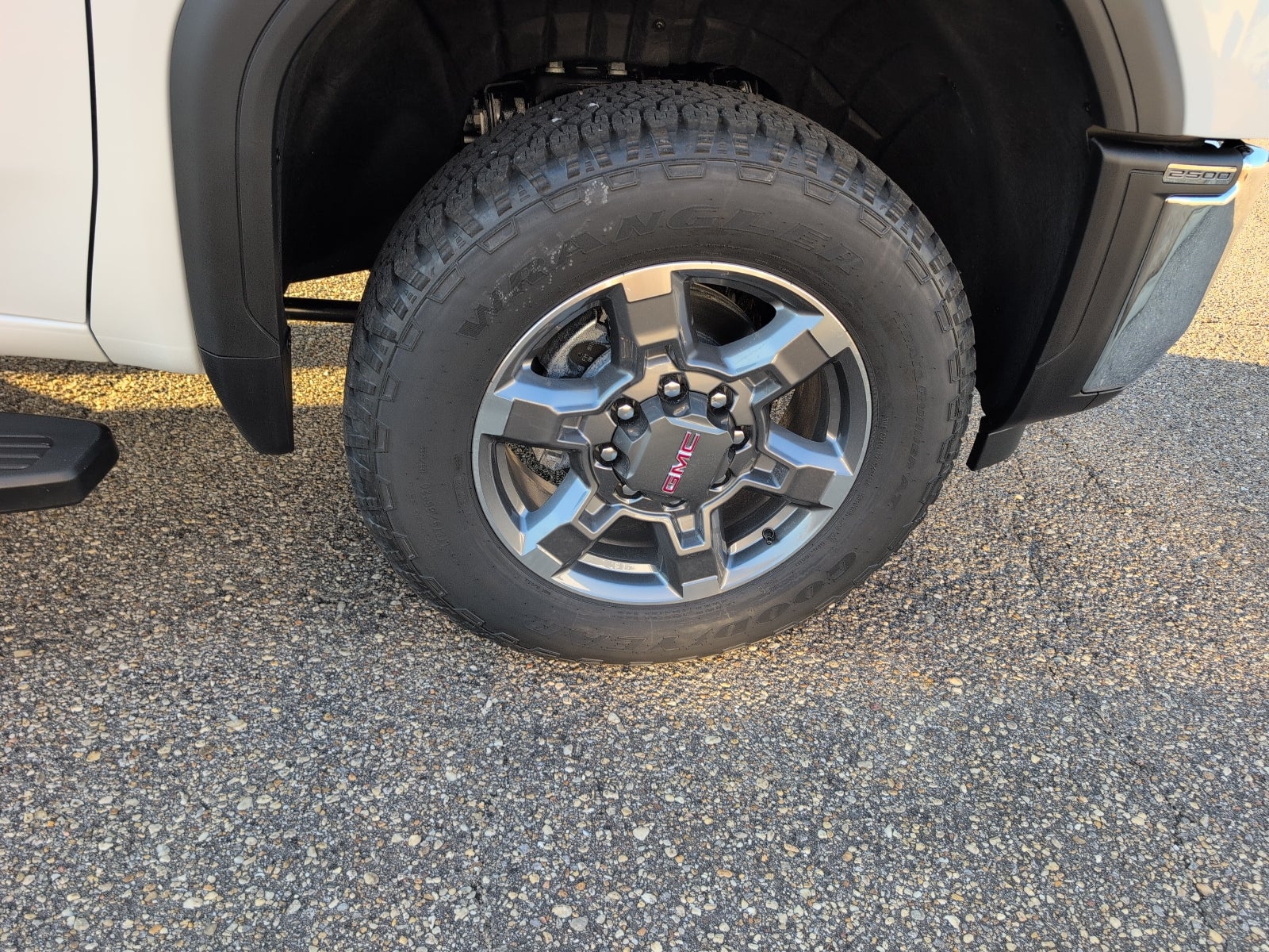 2026 GMC Sierra 2500 HD SLT