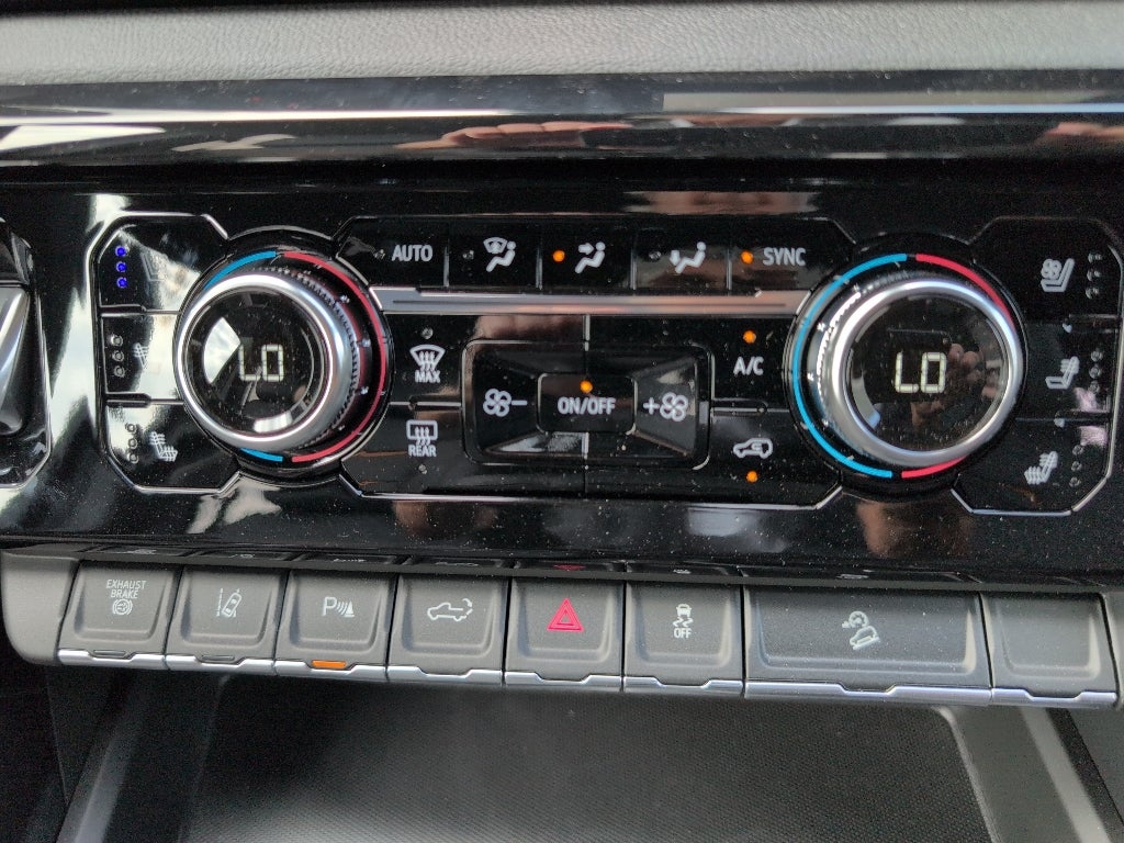 2025 GMC Sierra 2500 HD AT4