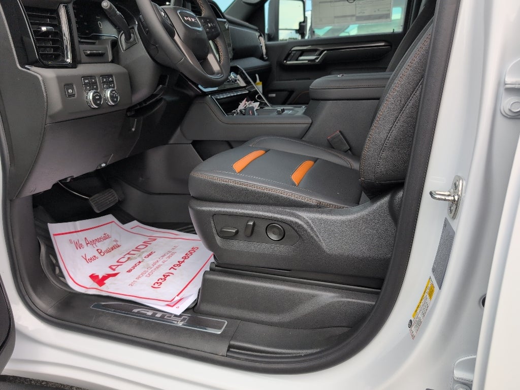 2025 GMC Sierra 2500 HD AT4