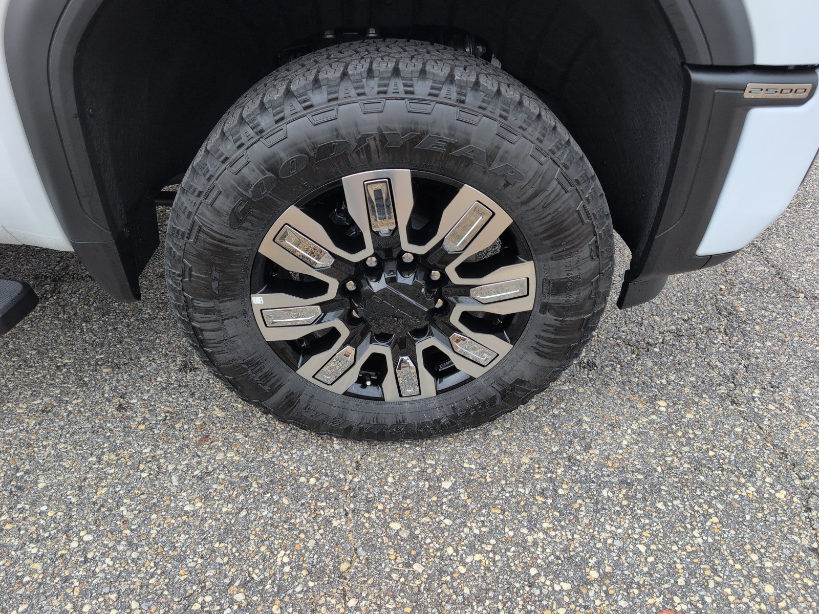 2025 GMC Sierra 2500 HD Denali