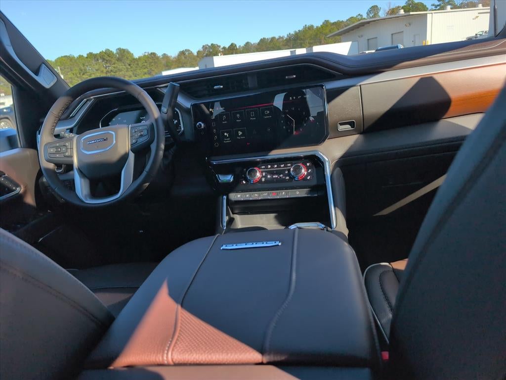 2025 GMC Sierra 2500 HD Denali