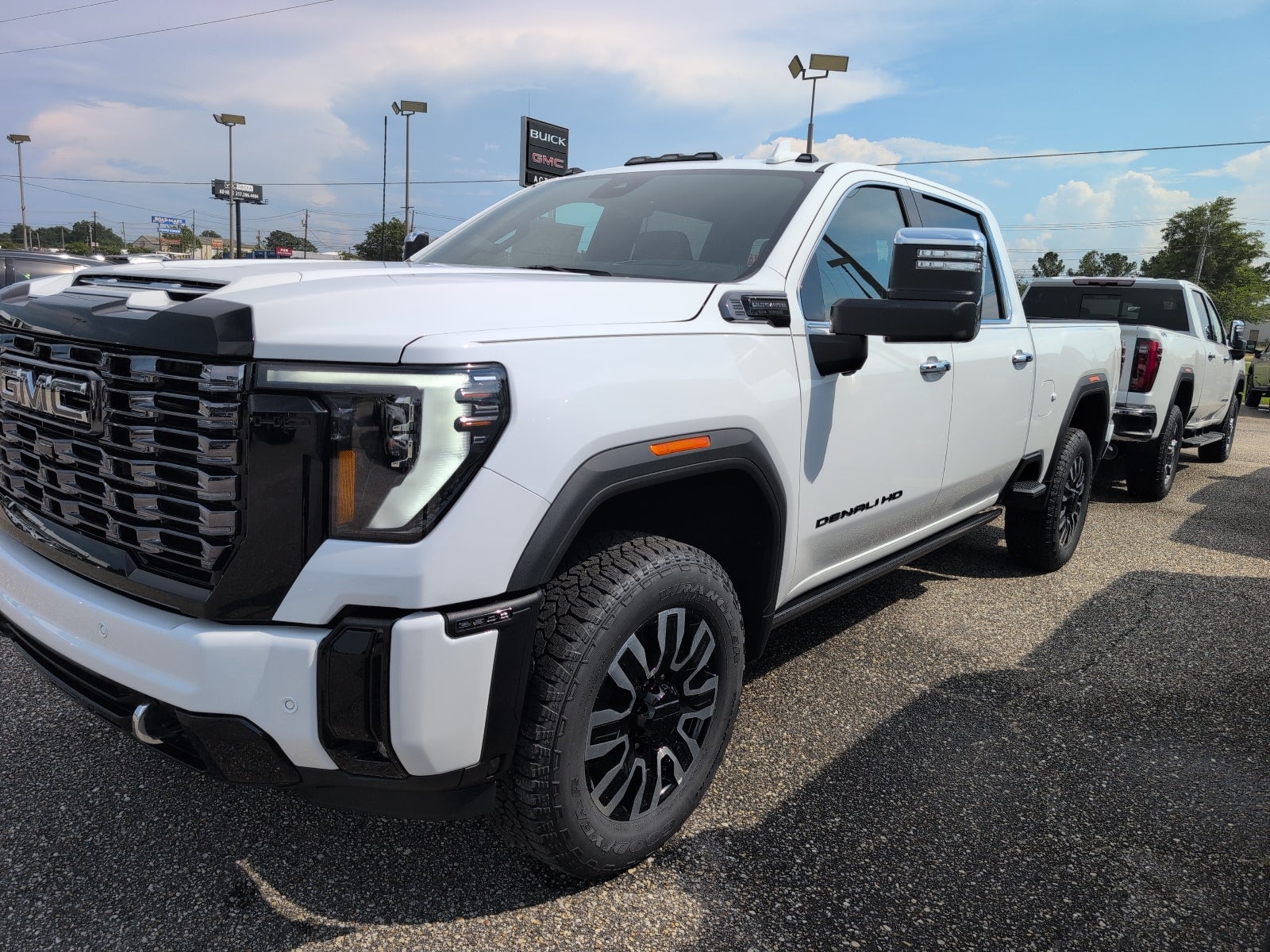 2026 GMC Sierra 2500 HD Denali Ultimate