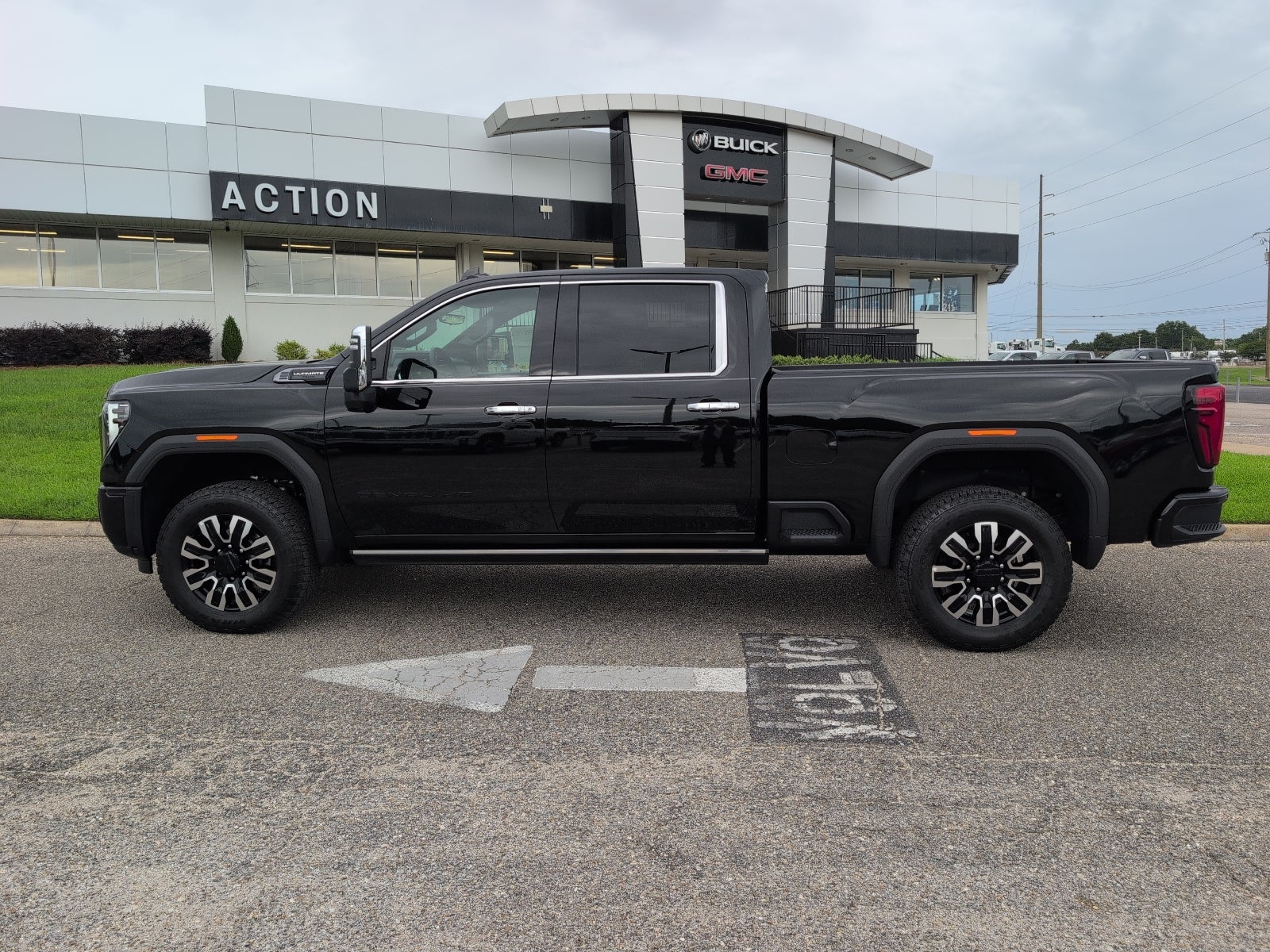 2026 GMC Sierra 2500 HD Denali Ultimate