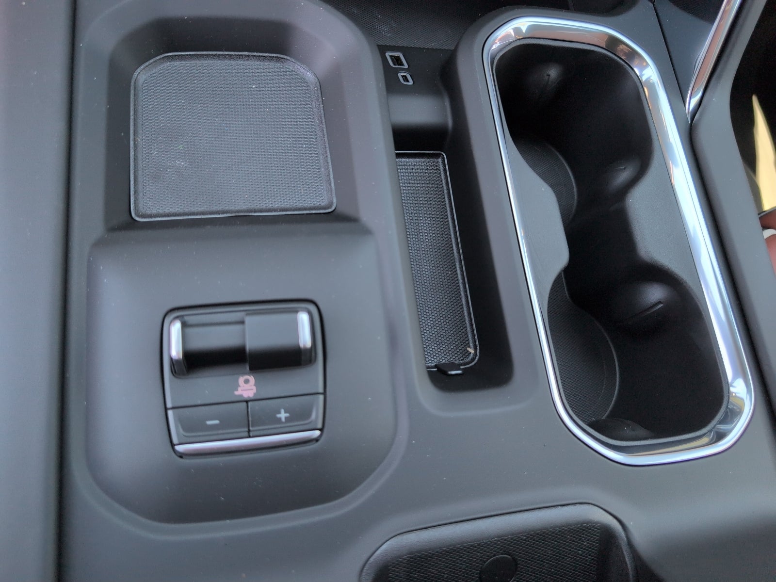 2026 GMC Sierra 2500HD Denali Ultimate - Photo 33