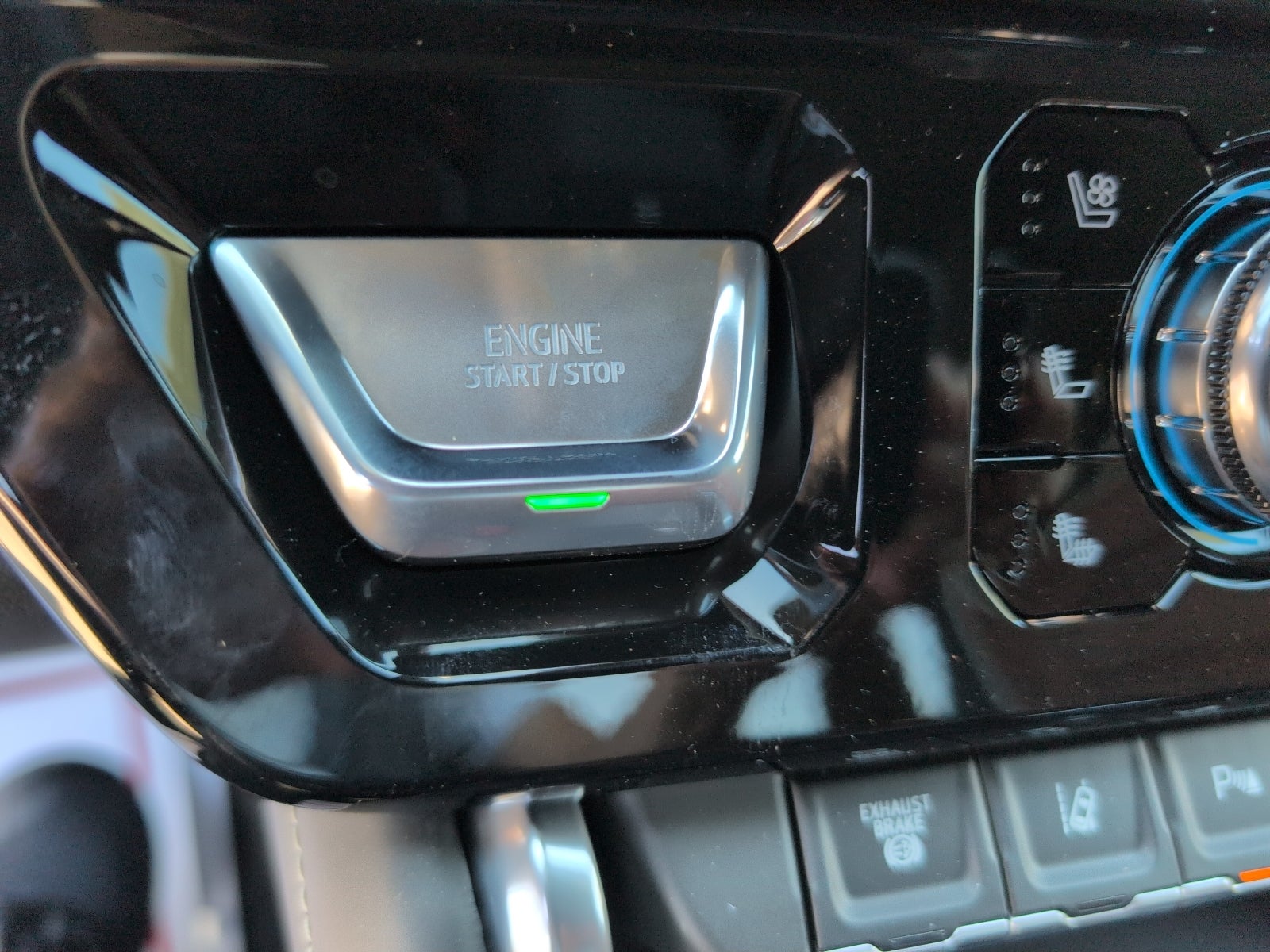 2026 GMC Sierra 2500HD Denali Ultimate - Photo 36