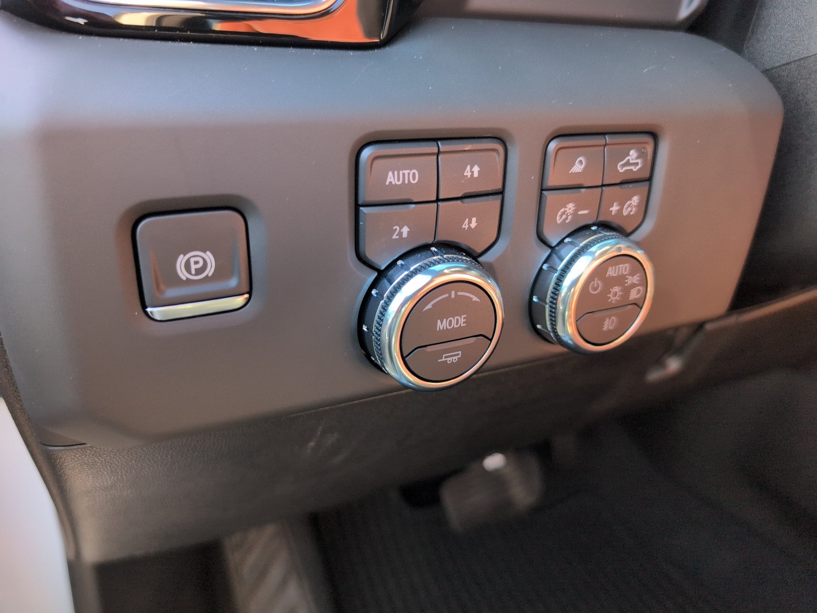 2025 GMC Sierra 3500 HD Denali Ultimate