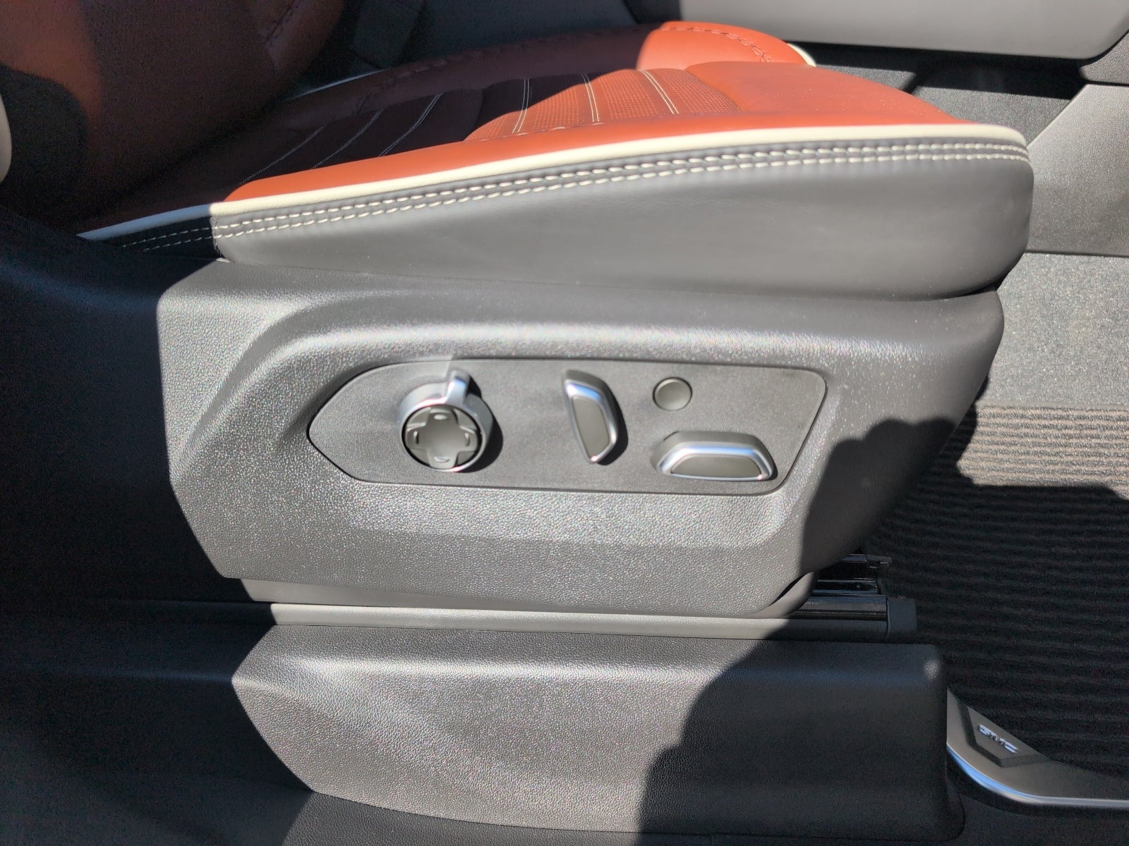 2025 GMC Sierra 3500 HD Denali Ultimate