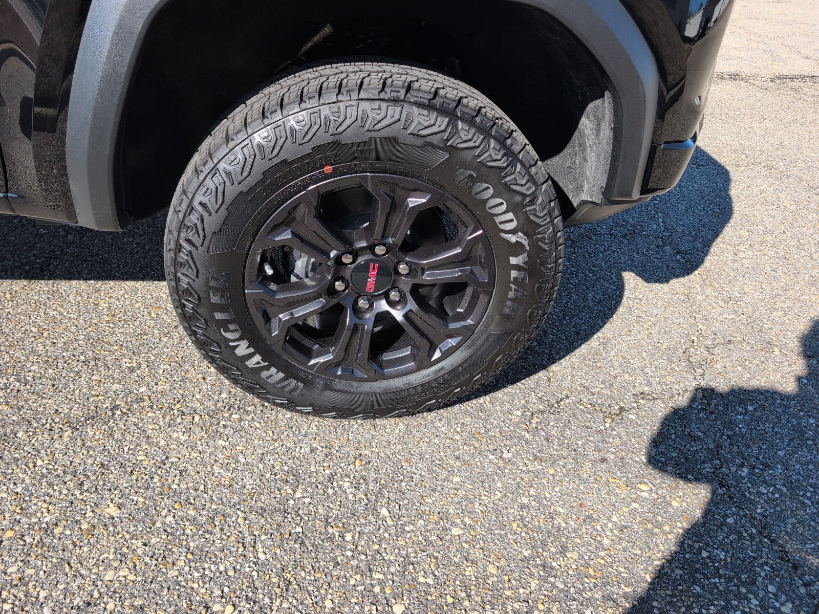 2025 GMC Canyon Elevation