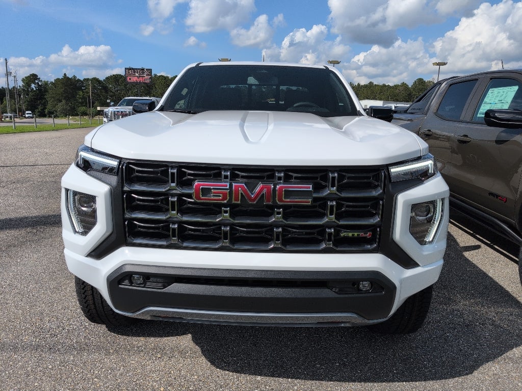 2025 GMC Canyon AT4