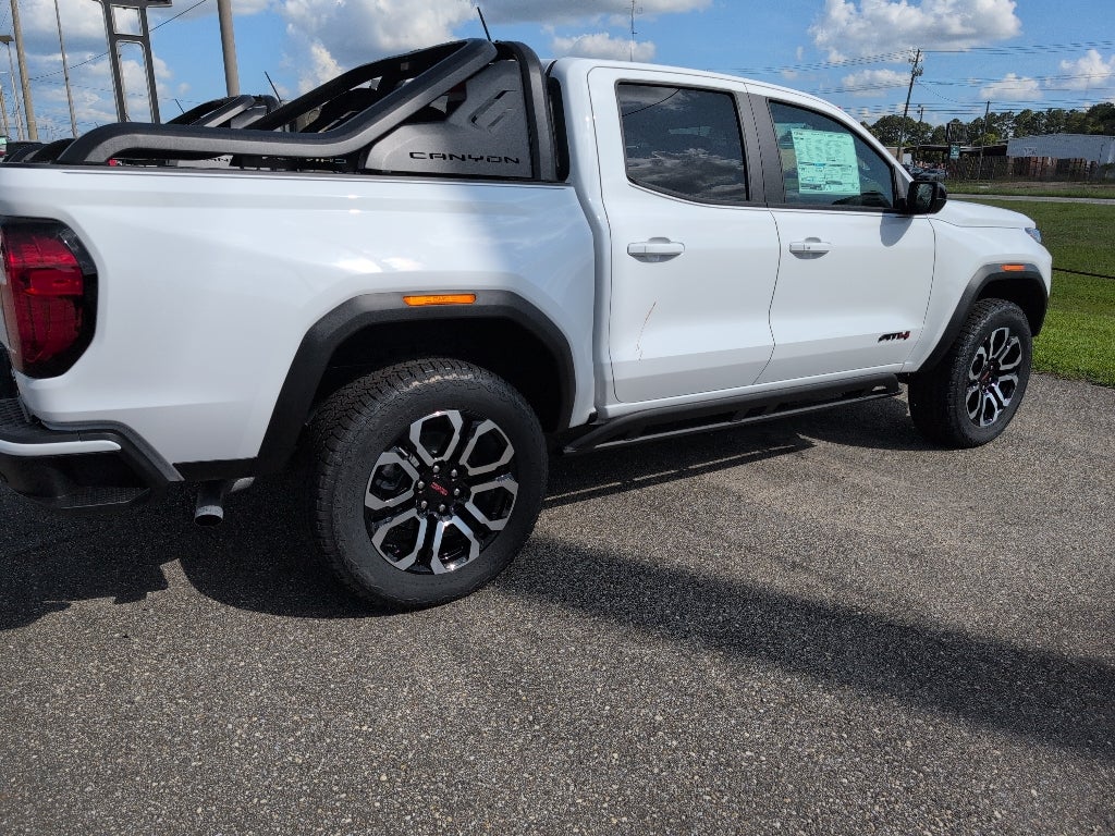 2025 GMC Canyon AT4