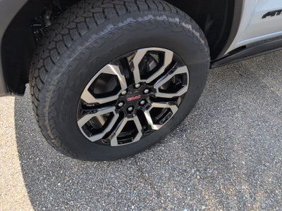 2025 GMC Canyon AT4