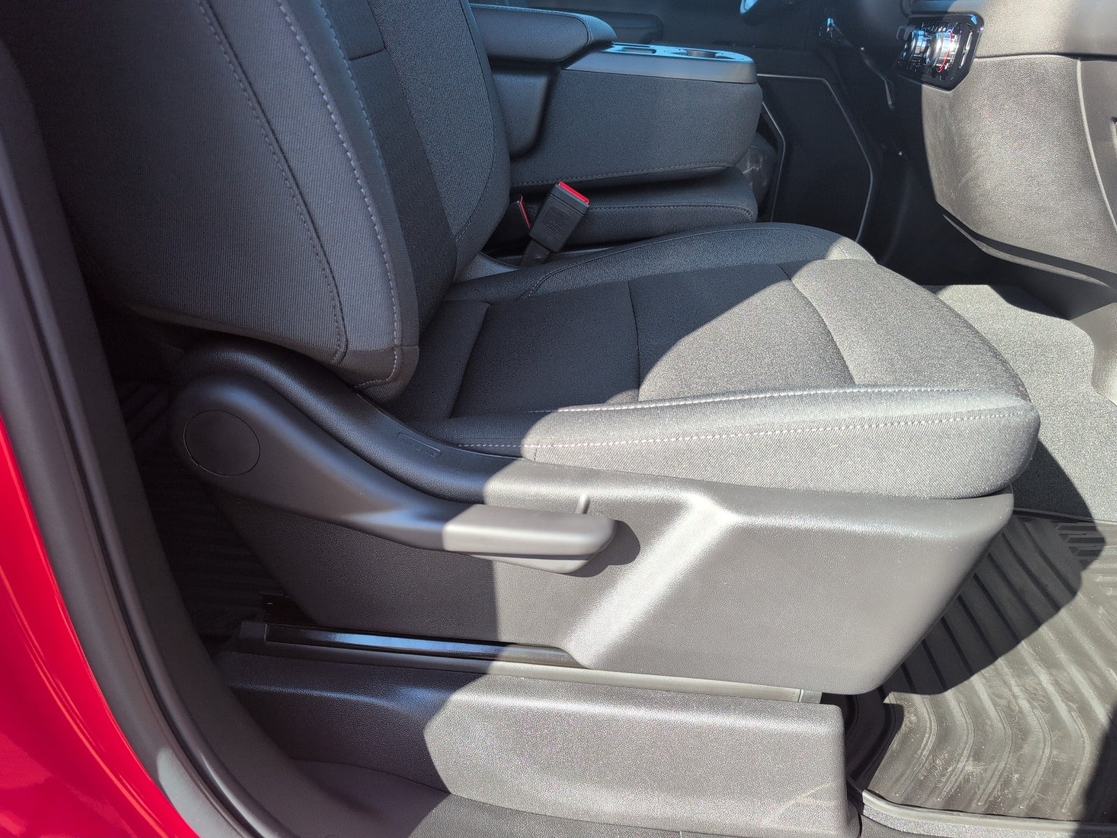 2025 GMC Sierra 1500 SLE