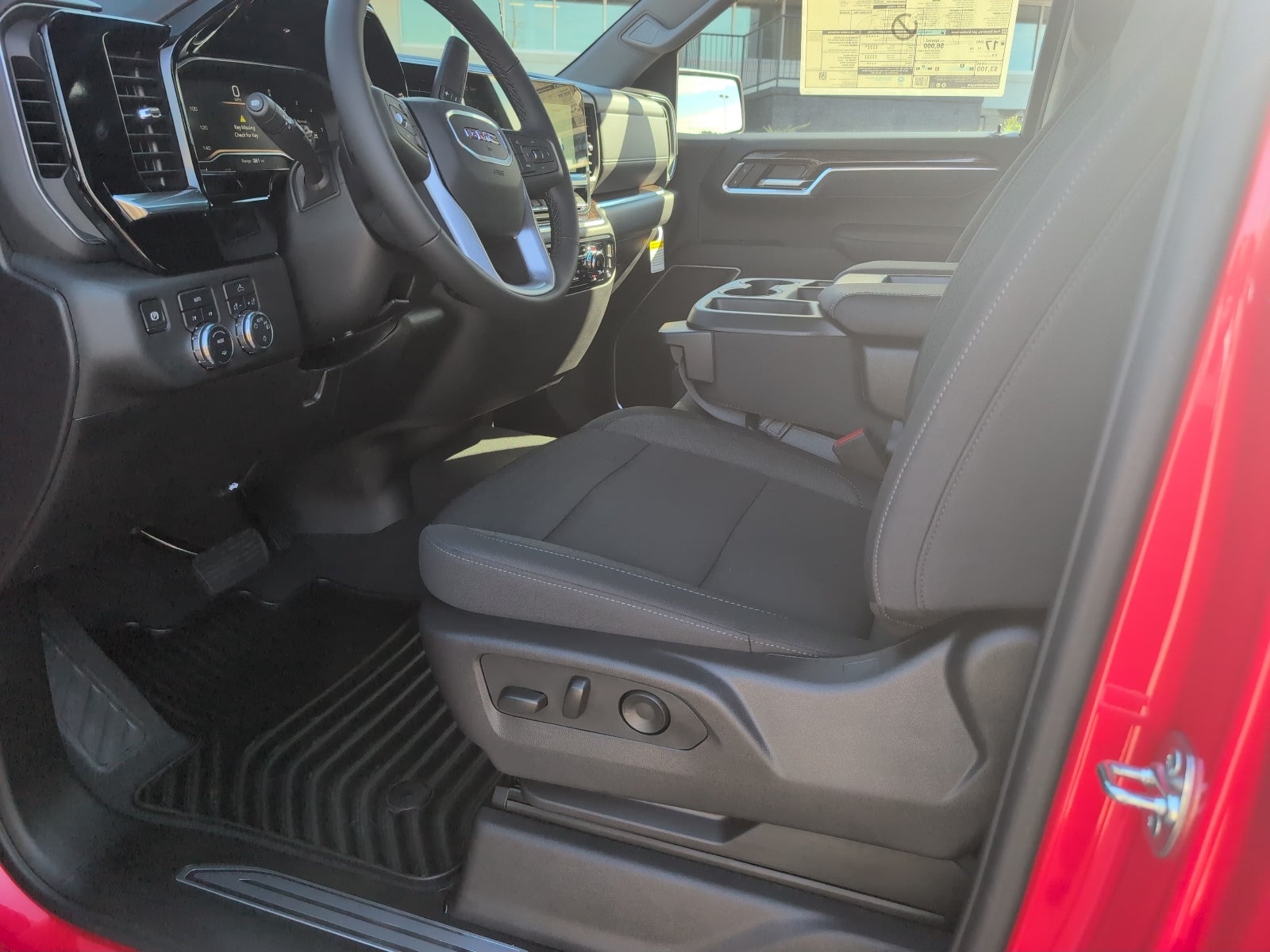 2025 GMC Sierra 1500 SLE