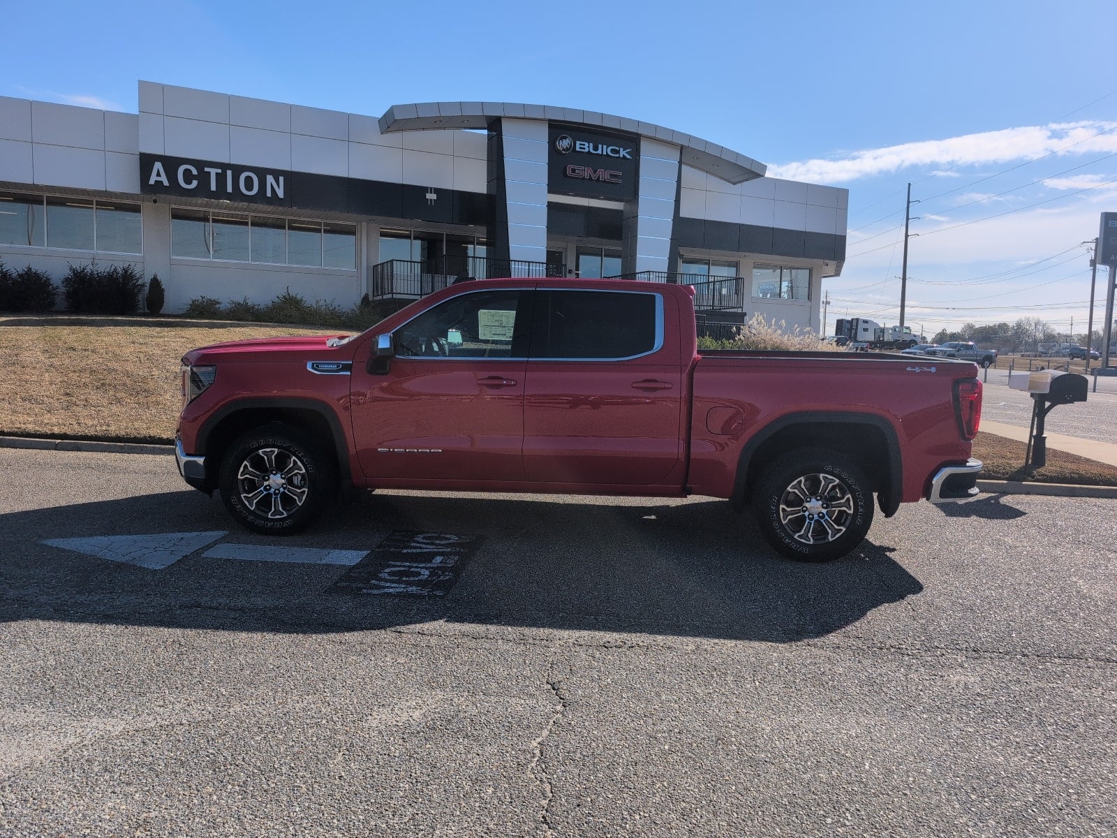 2025 GMC Sierra 1500 SLE