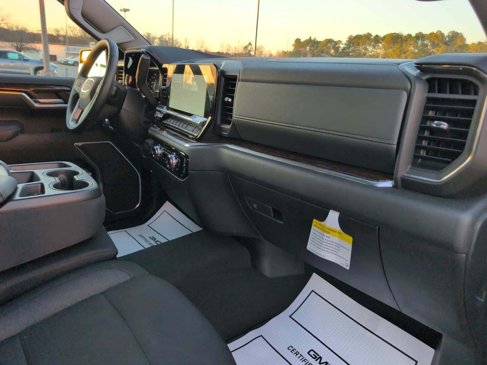 2025 GMC Sierra 1500 SLE