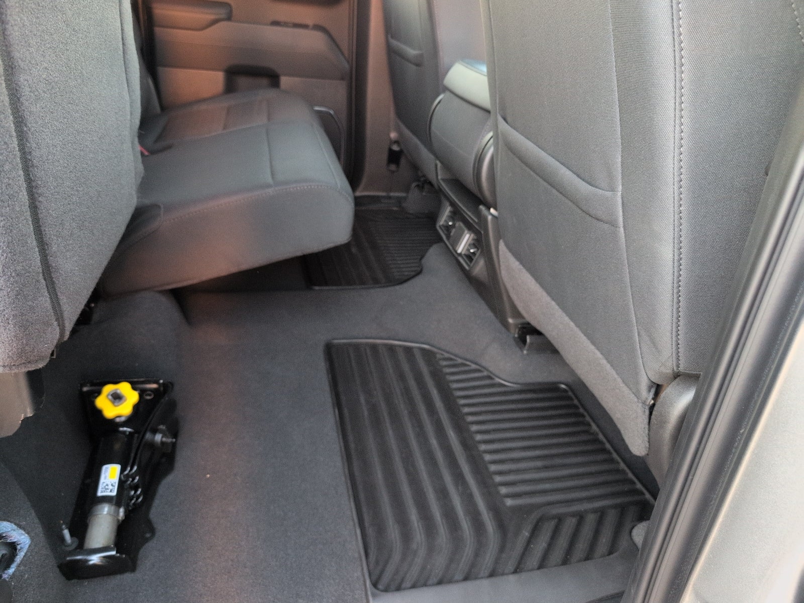 2025 GMC Sierra 1500 SLE