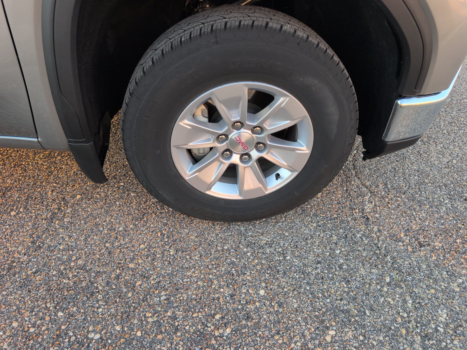 2025 GMC Sierra 1500 SLE