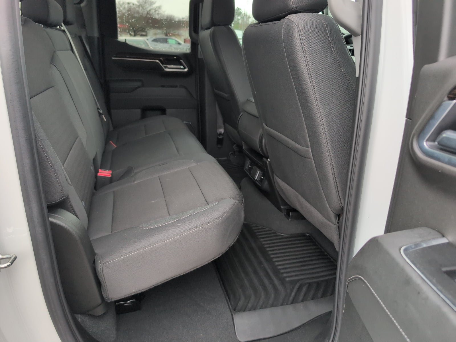 2025 GMC Sierra 1500 SLE