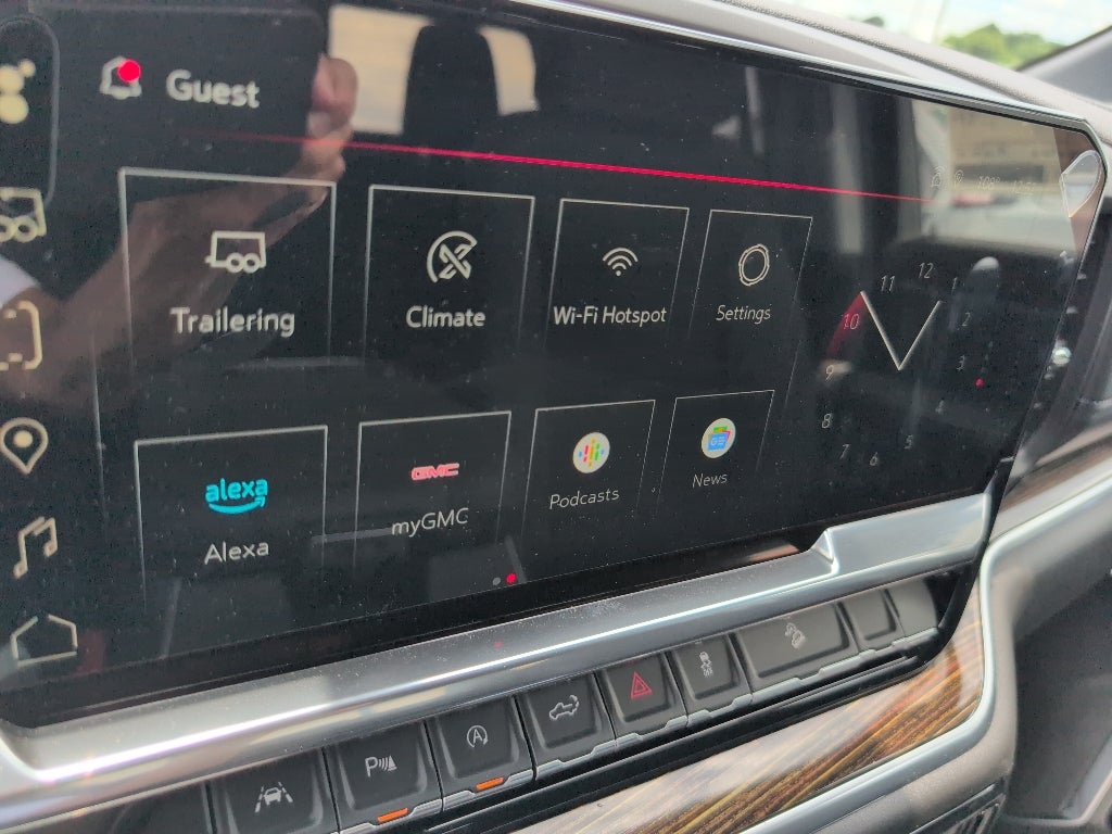 2025 GMC Sierra 1500 Elevation