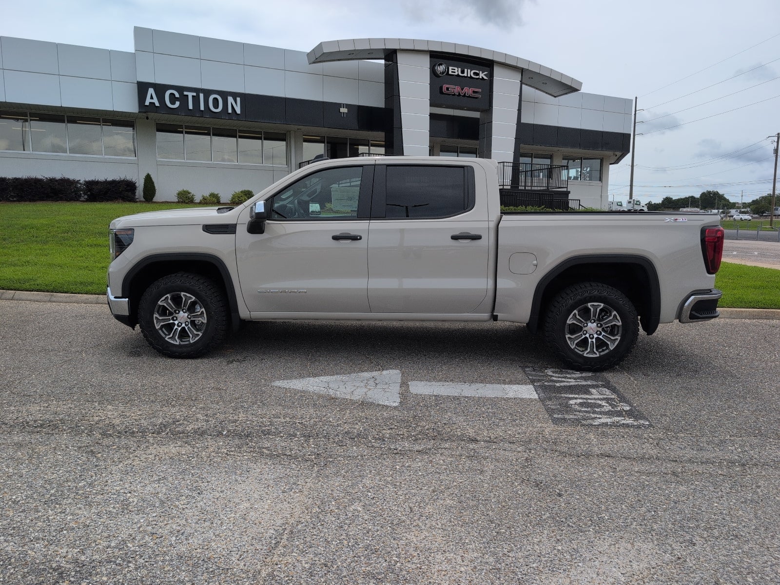 2026 GMC Sierra 1500 Pro