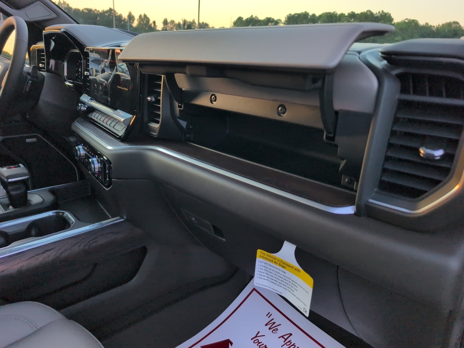 2026 GMC Sierra 1500 SLT - Photo 16