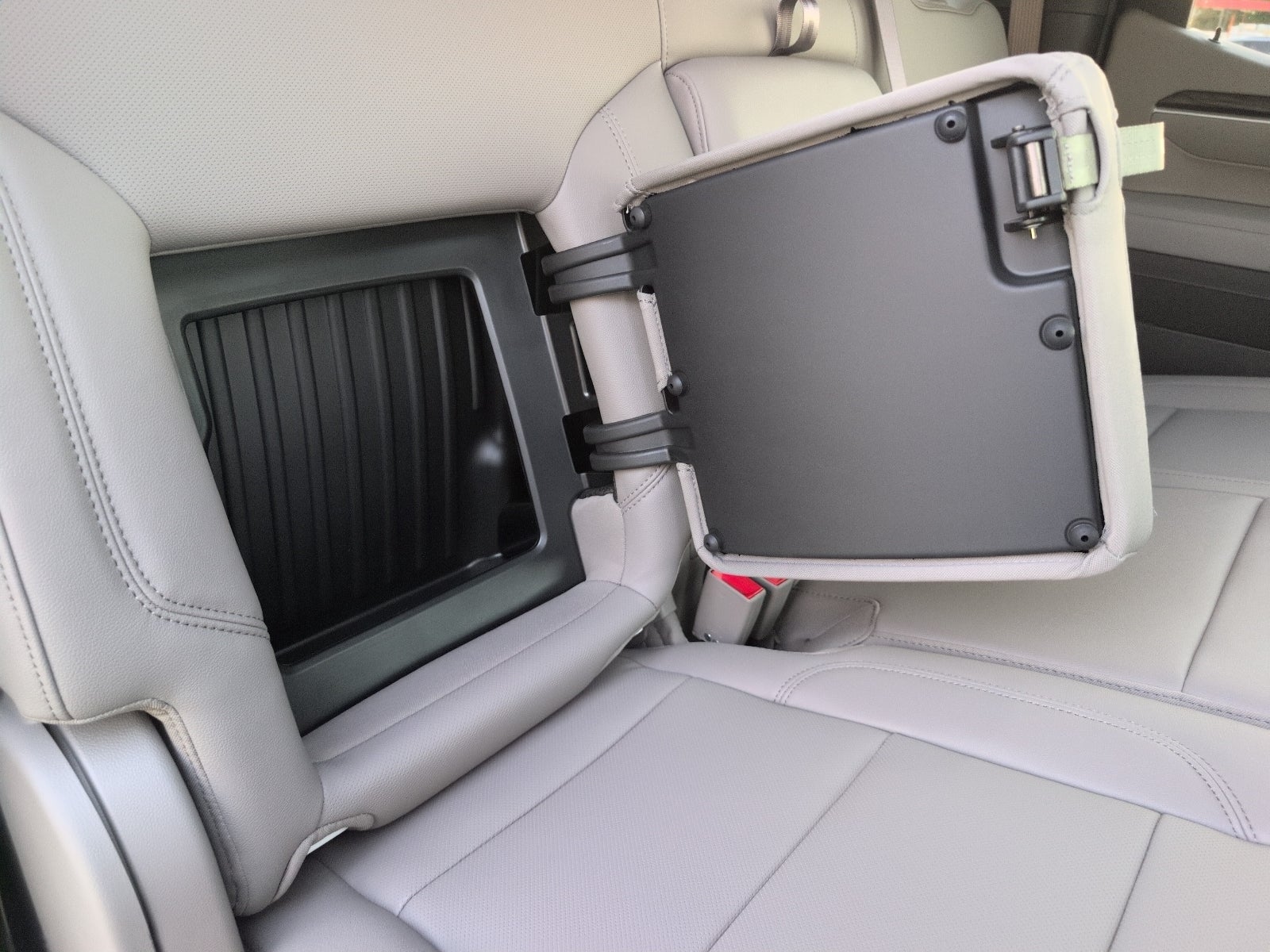 2026 GMC Sierra 1500 SLT - Photo 20