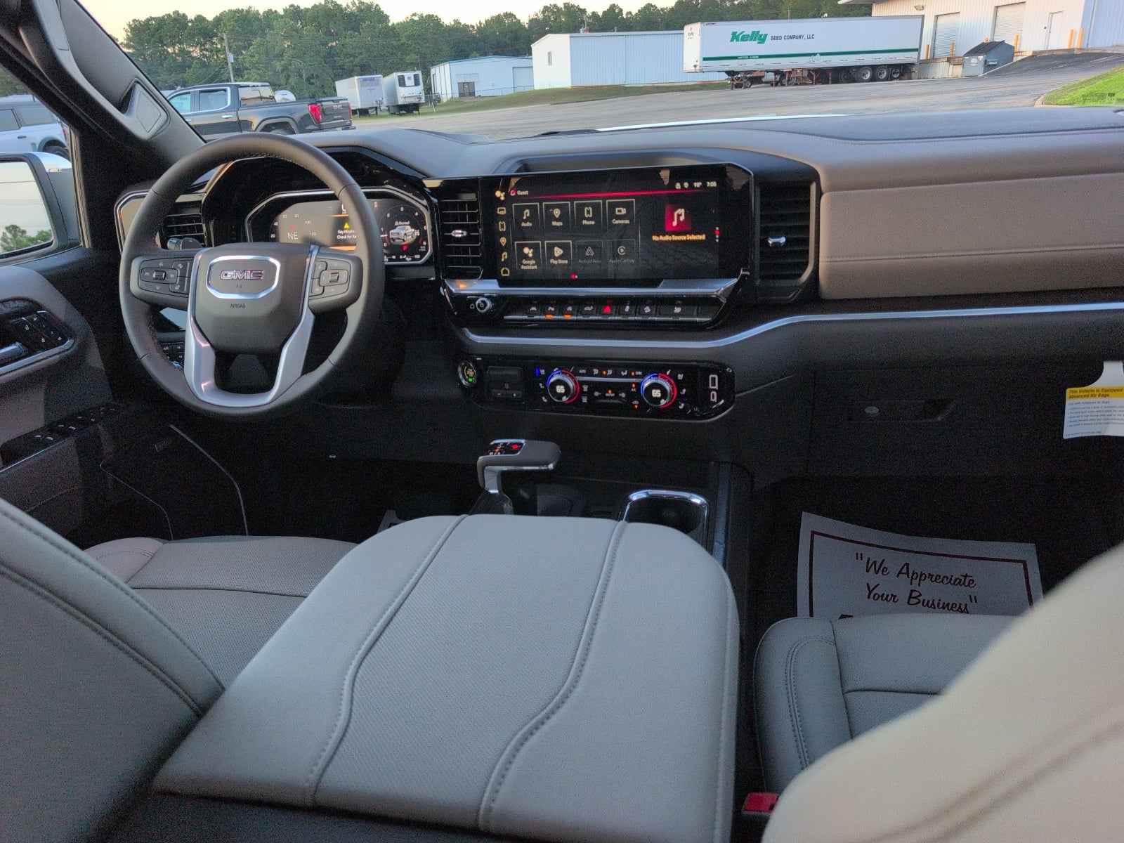2026 GMC Sierra 1500 SLT - Photo 22