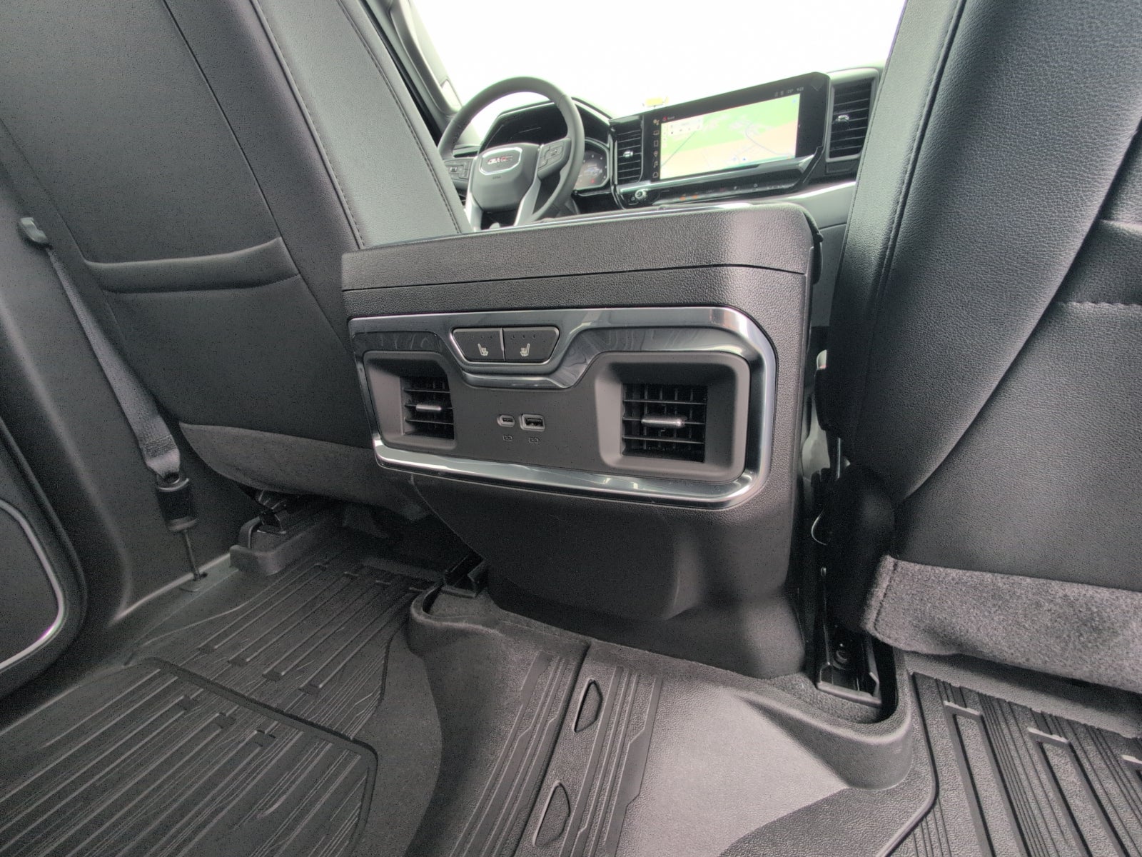 2026 GMC Sierra 1500 SLT - Photo 13