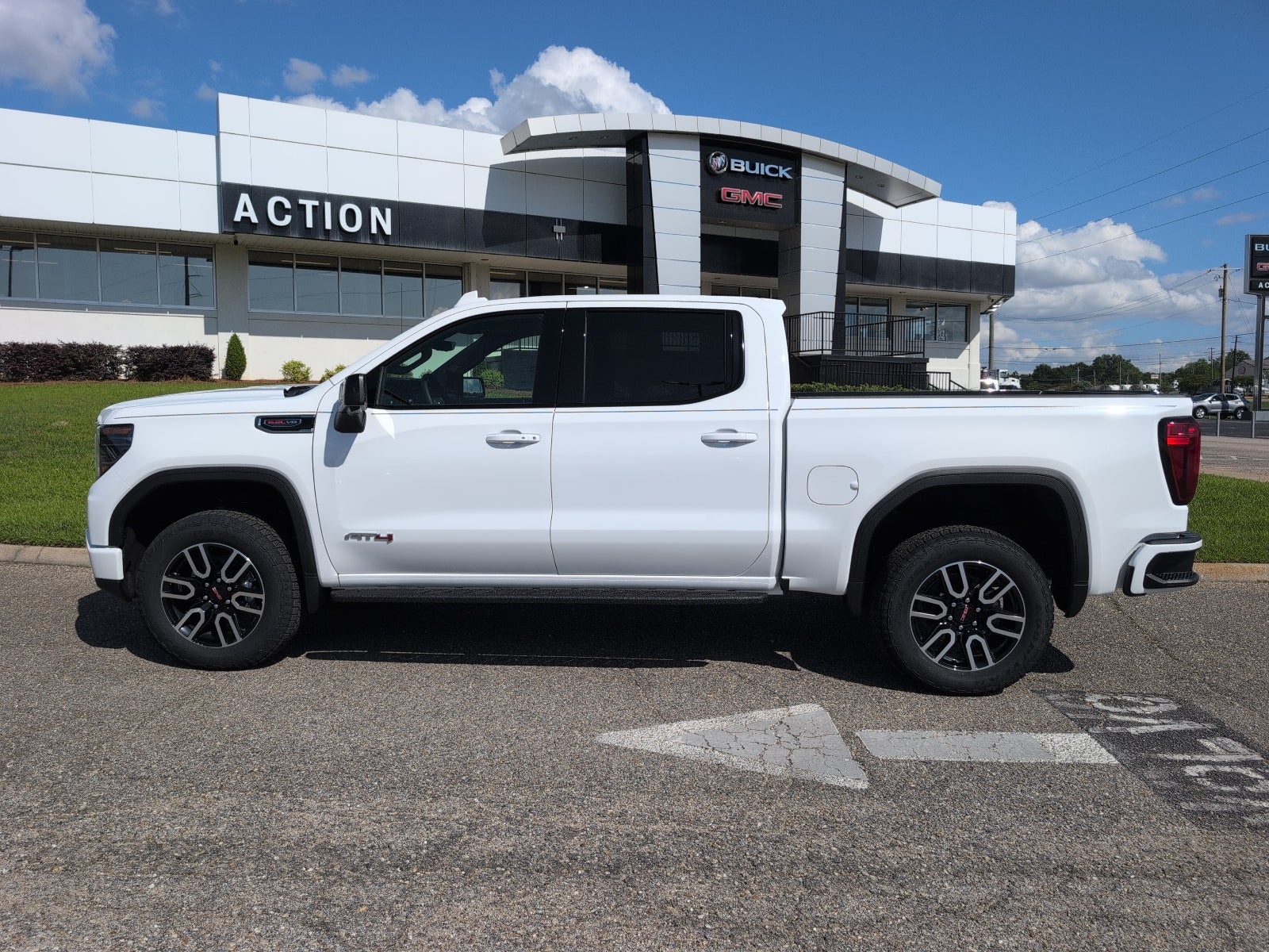 2026 GMC Sierra 1500 AT4