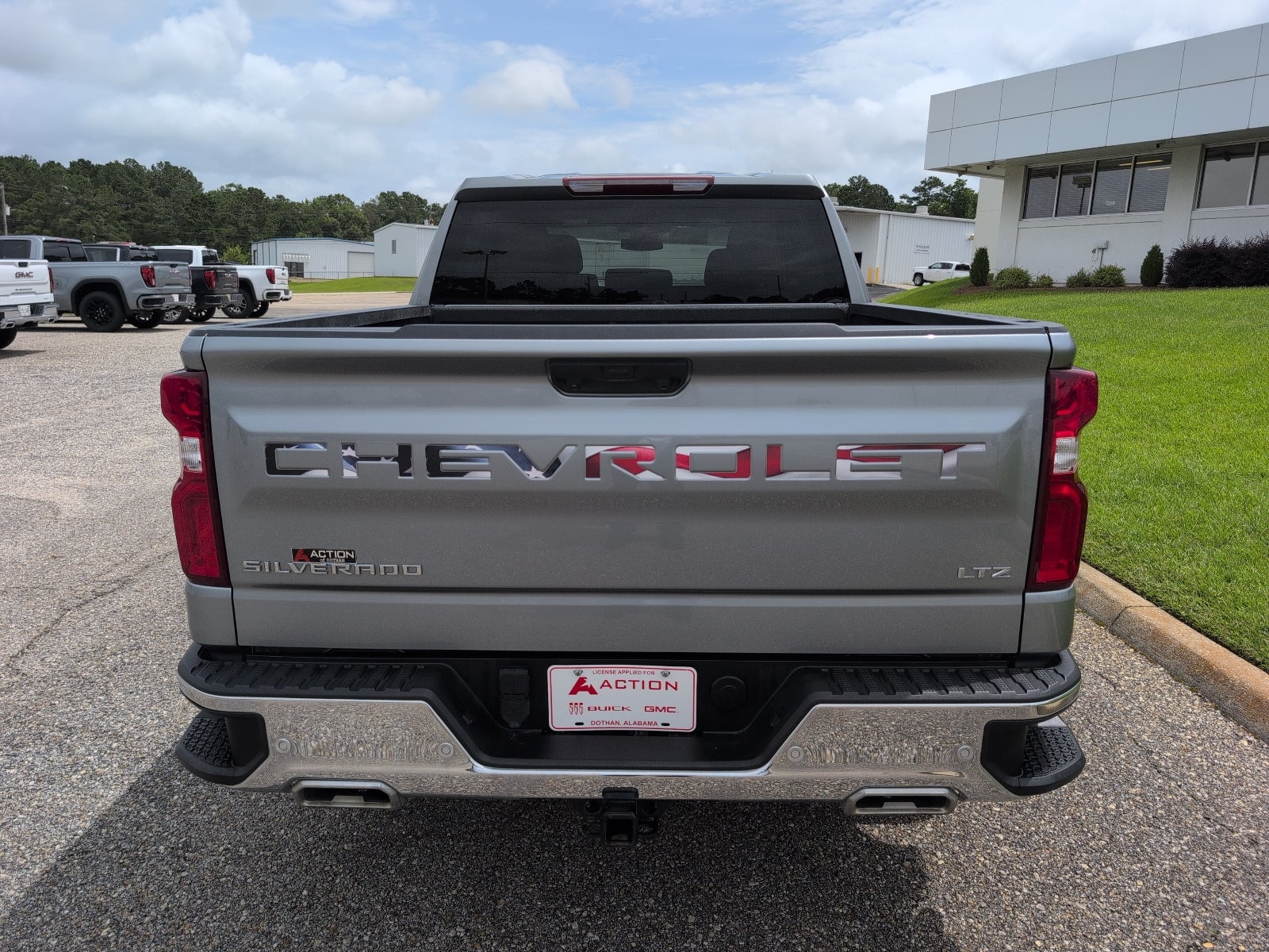 2024 Chevrolet Silverado 1500 LTZ