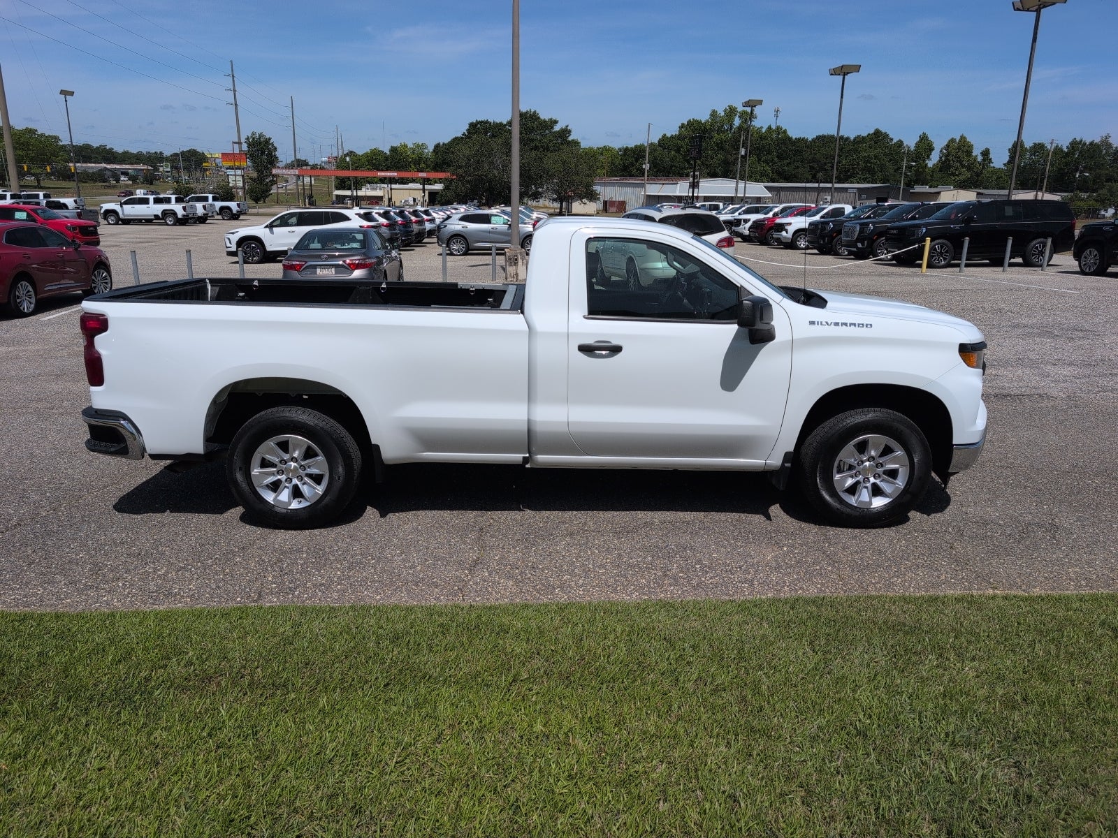 2025 Chevrolet Silverado 1500 WT